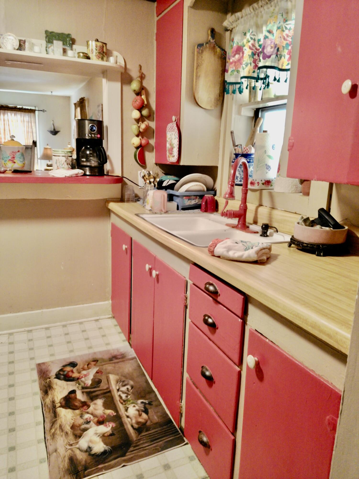 510 3rd Street Property Photo 8