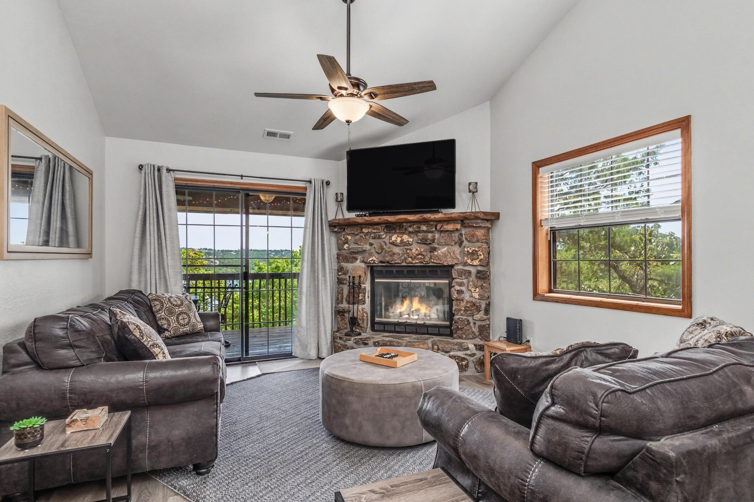 120 Village Trail 12 Property Photo 20