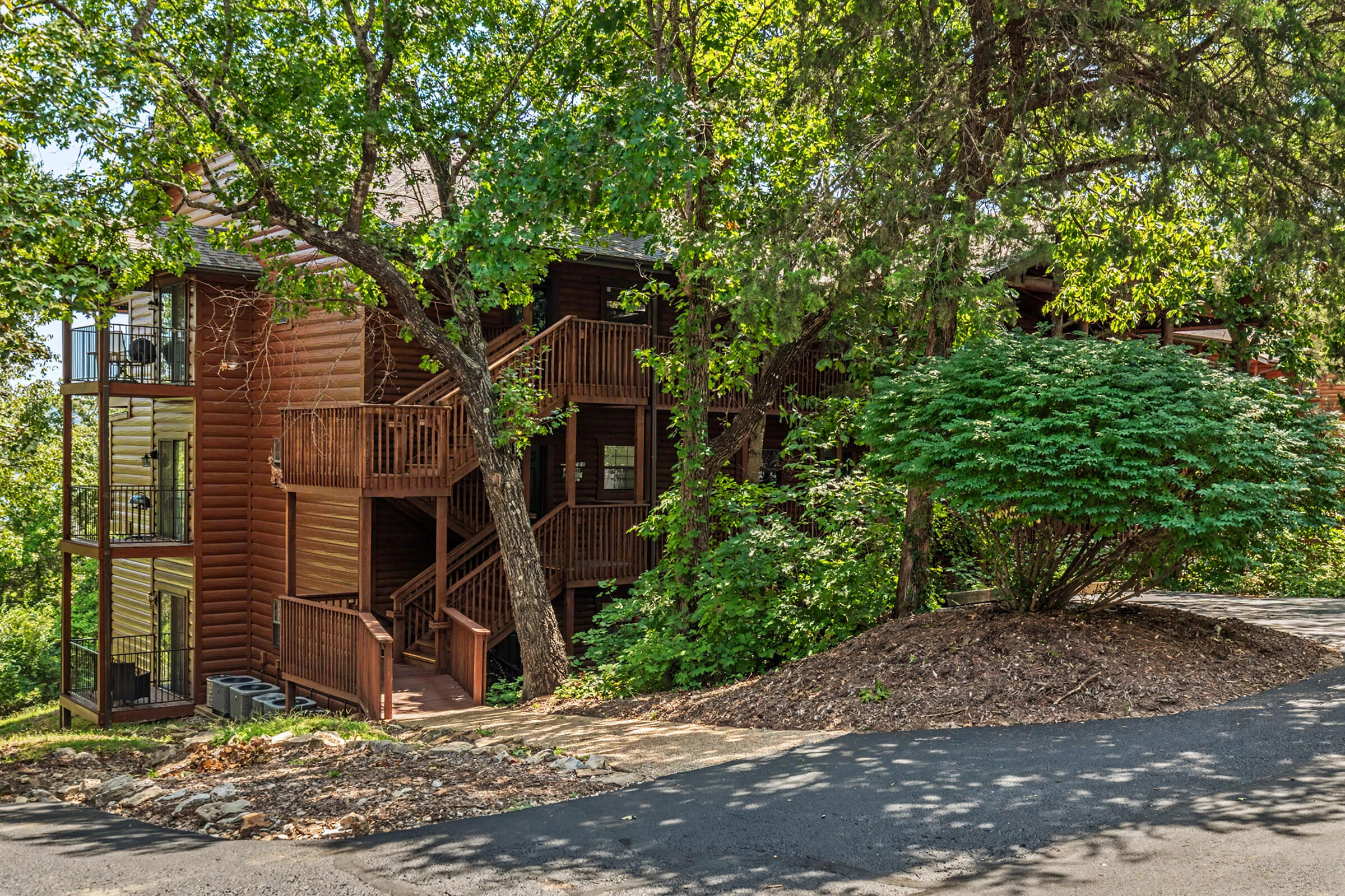 120 Village Trail 12 Property Photo 47