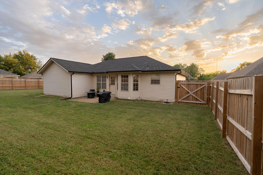 916 North Evergreen Avenue Property Photo 19