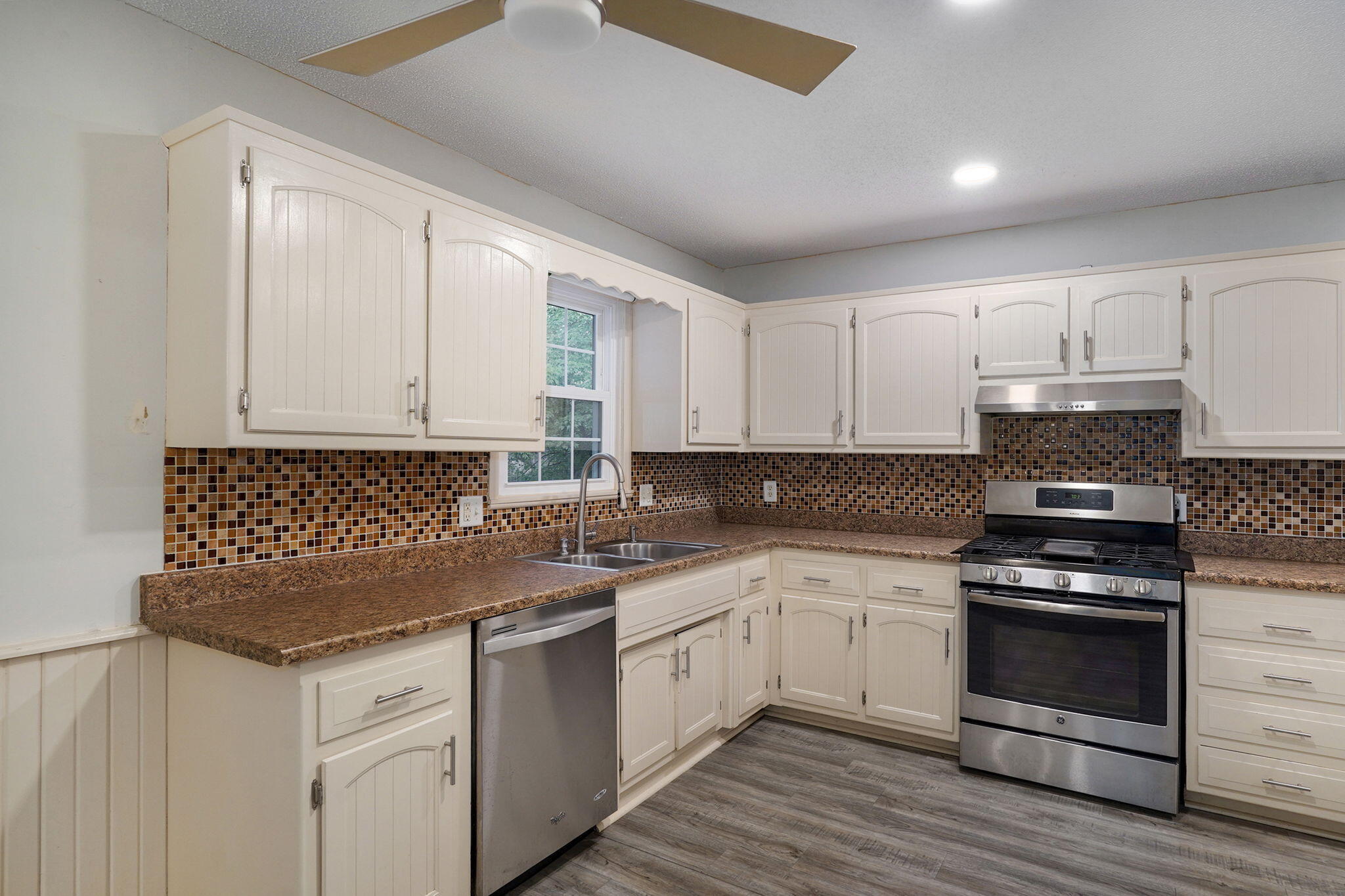 4740 South Glenn Avenue Property Photo 11