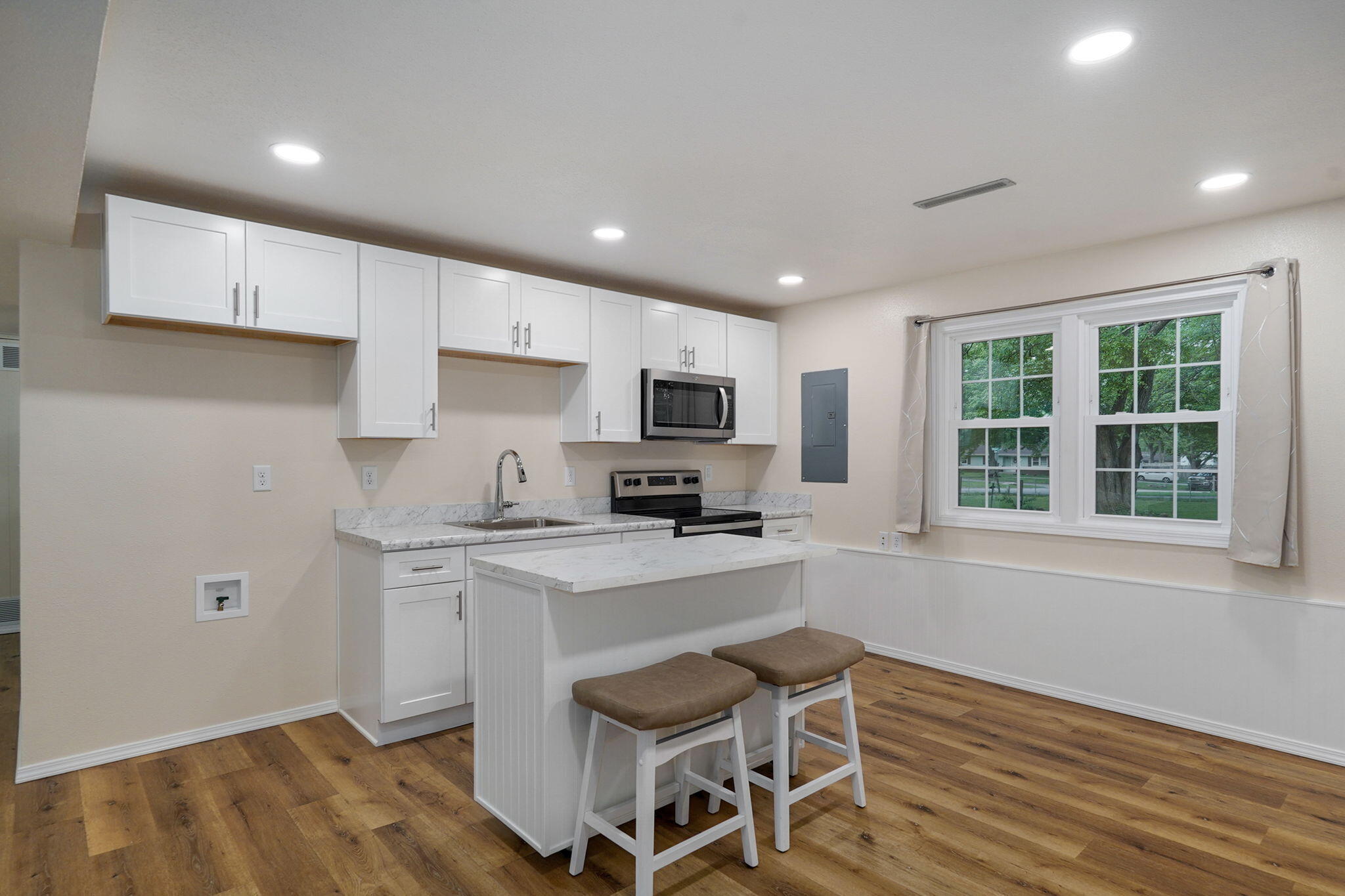4740 South Glenn Avenue Property Photo 13