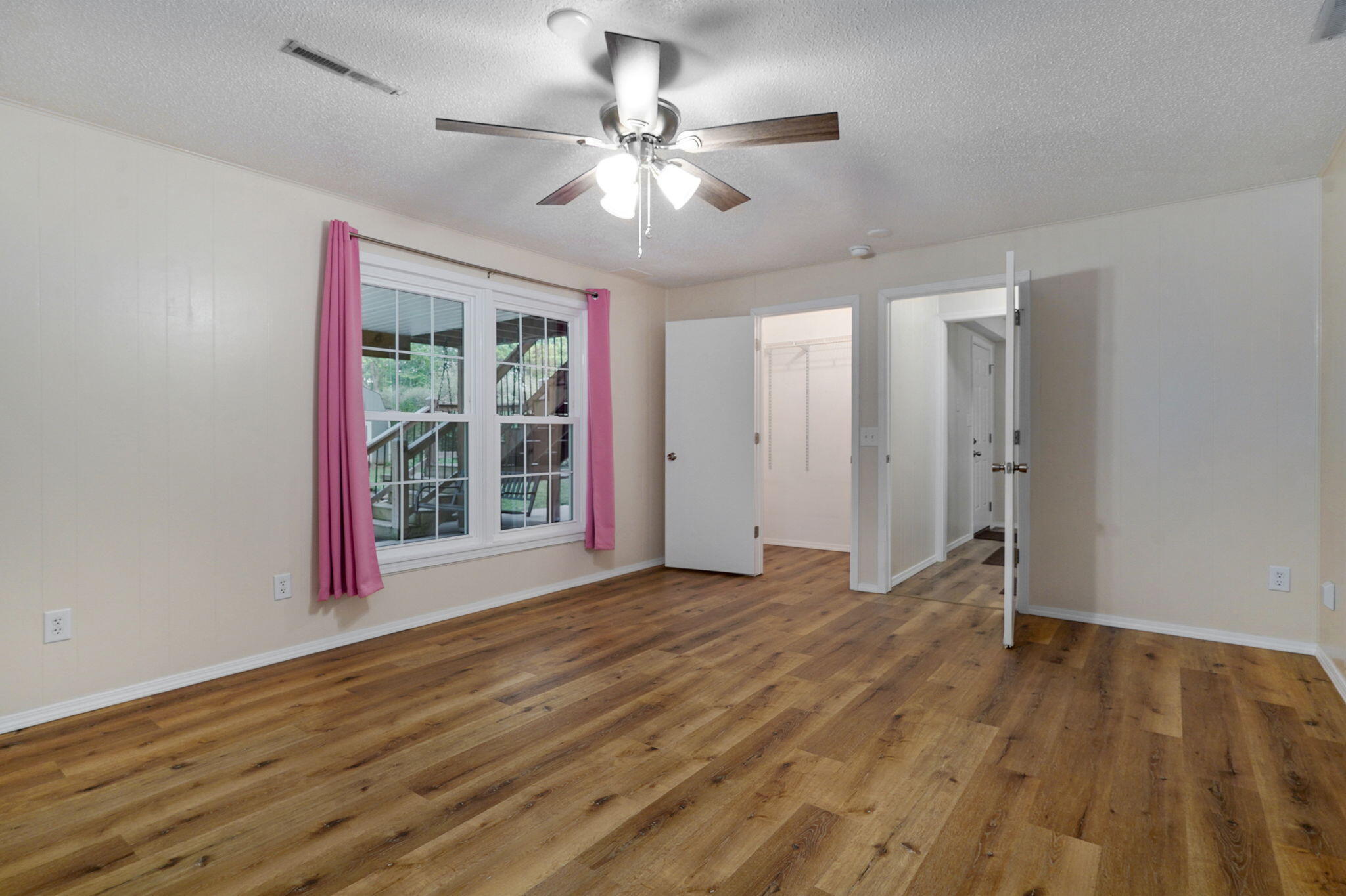 4740 South Glenn Avenue Property Photo 17