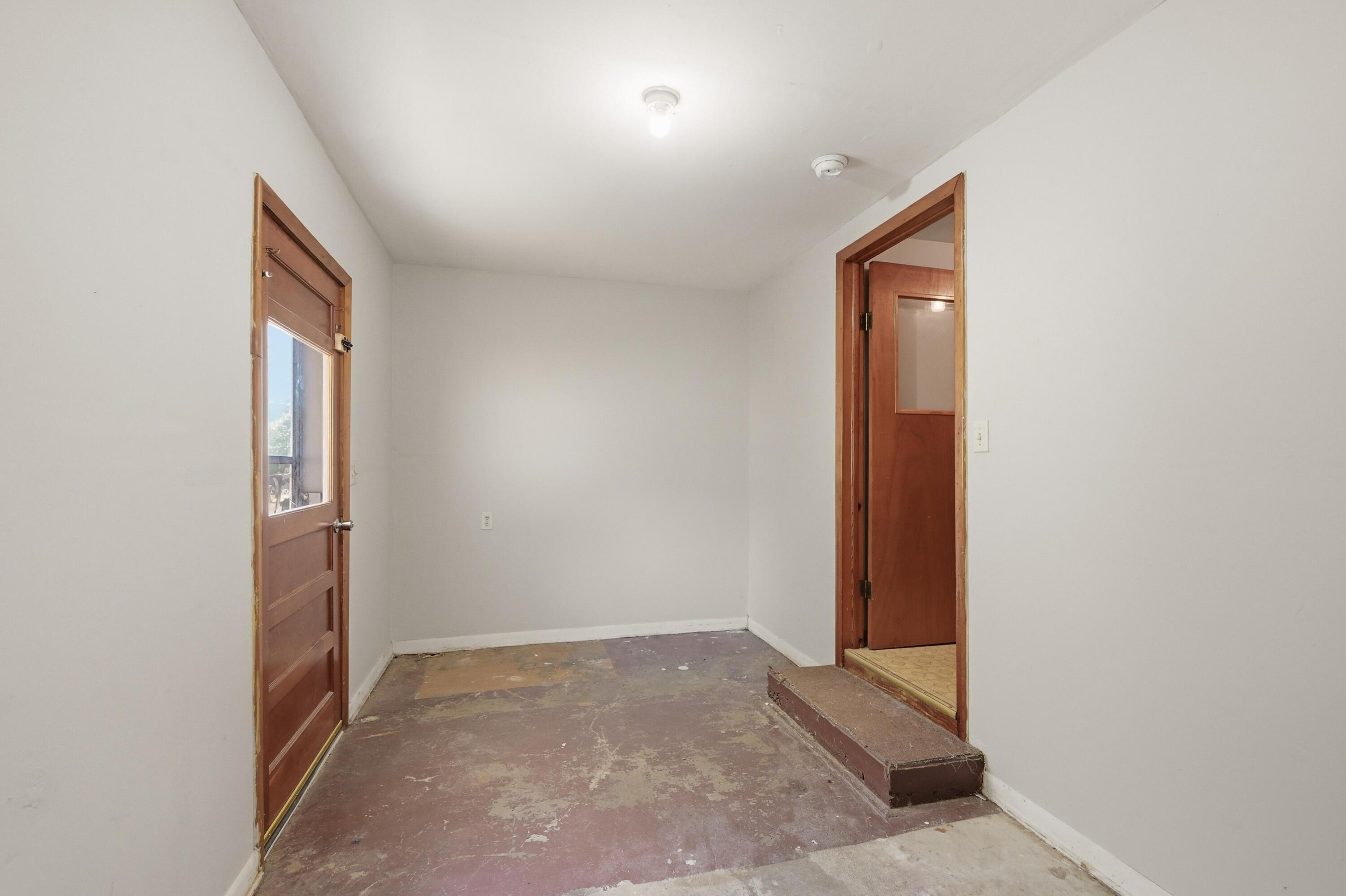 1229 South Monroe Avenue Property Photo 17