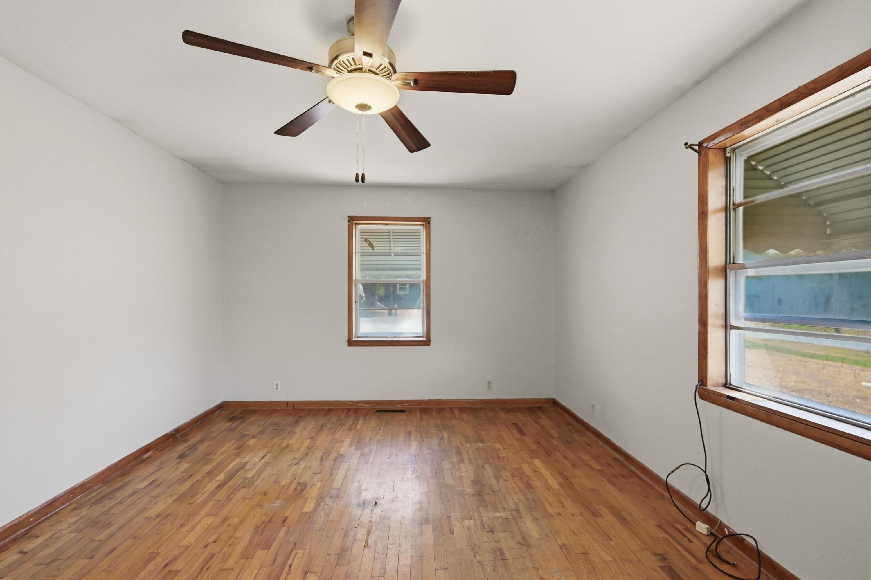 1229 South Monroe Avenue Property Photo 19