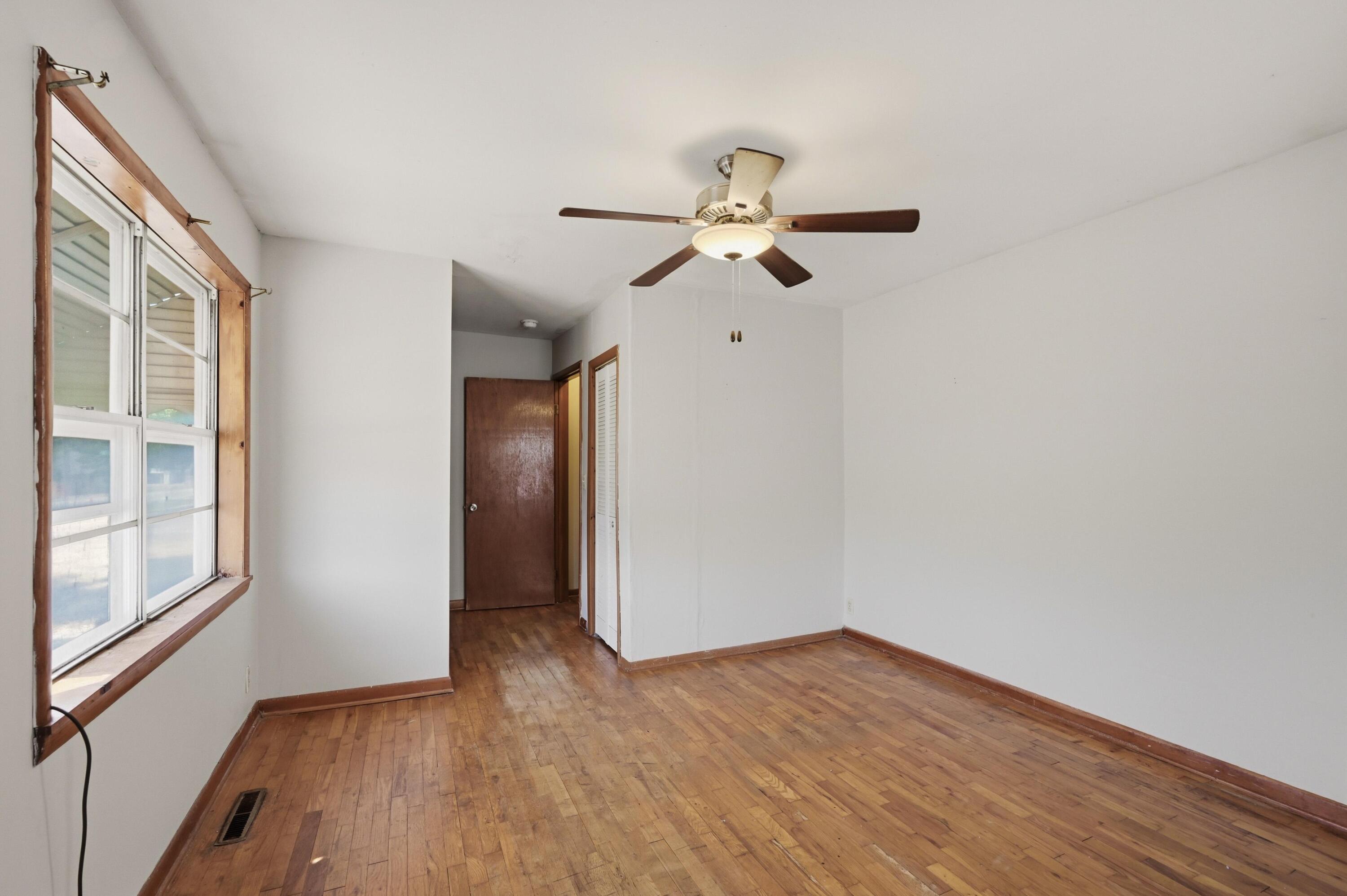 1229 South Monroe Avenue Property Photo 20