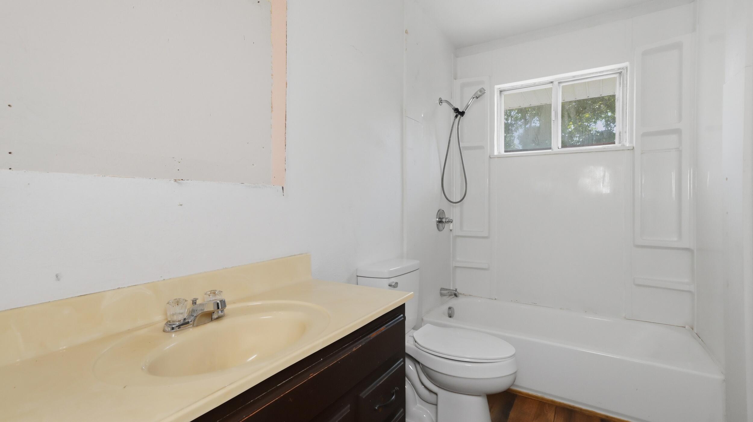 218 Pine Street Property Photo 11