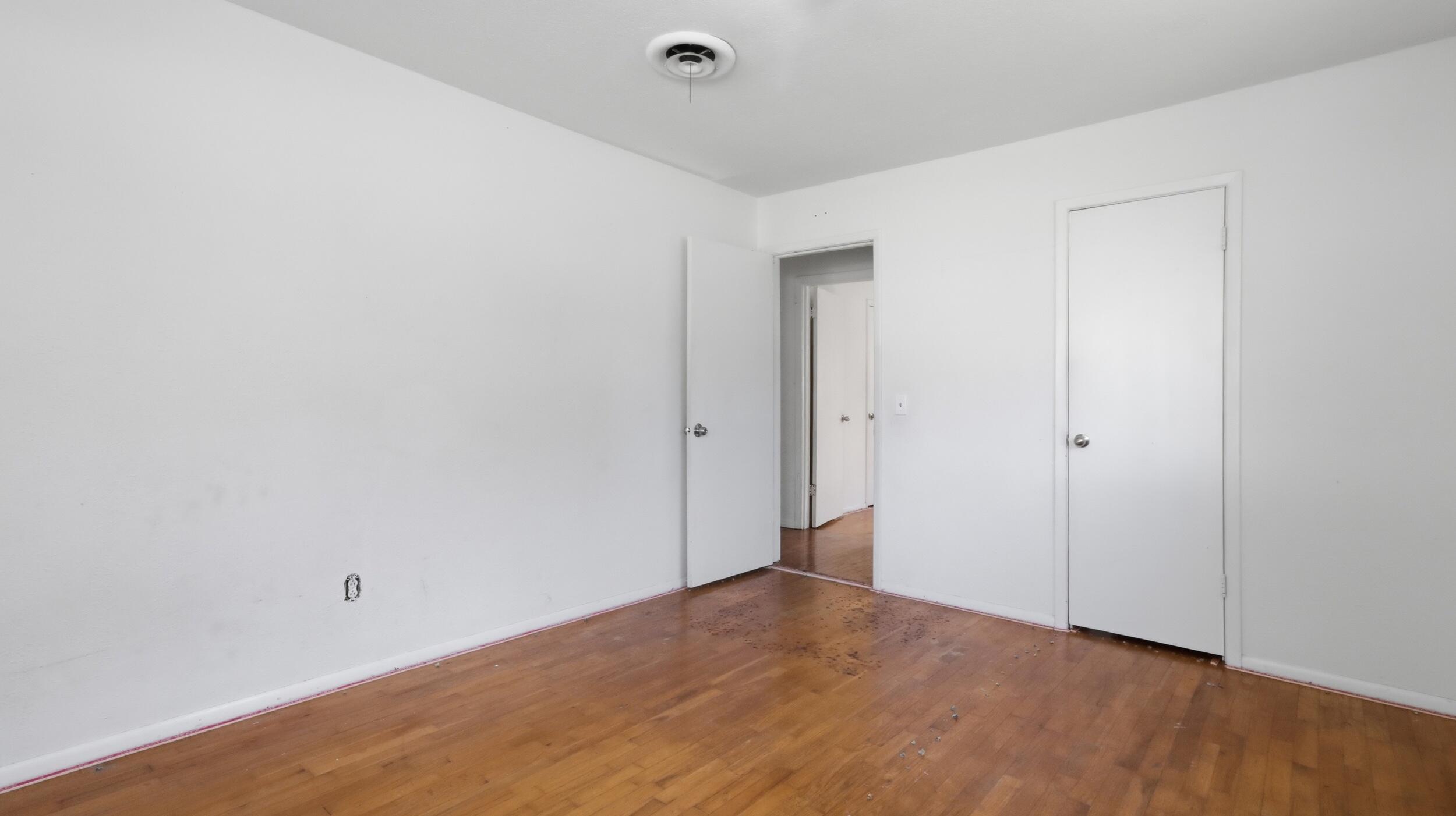 218 Pine Street Property Photo 16