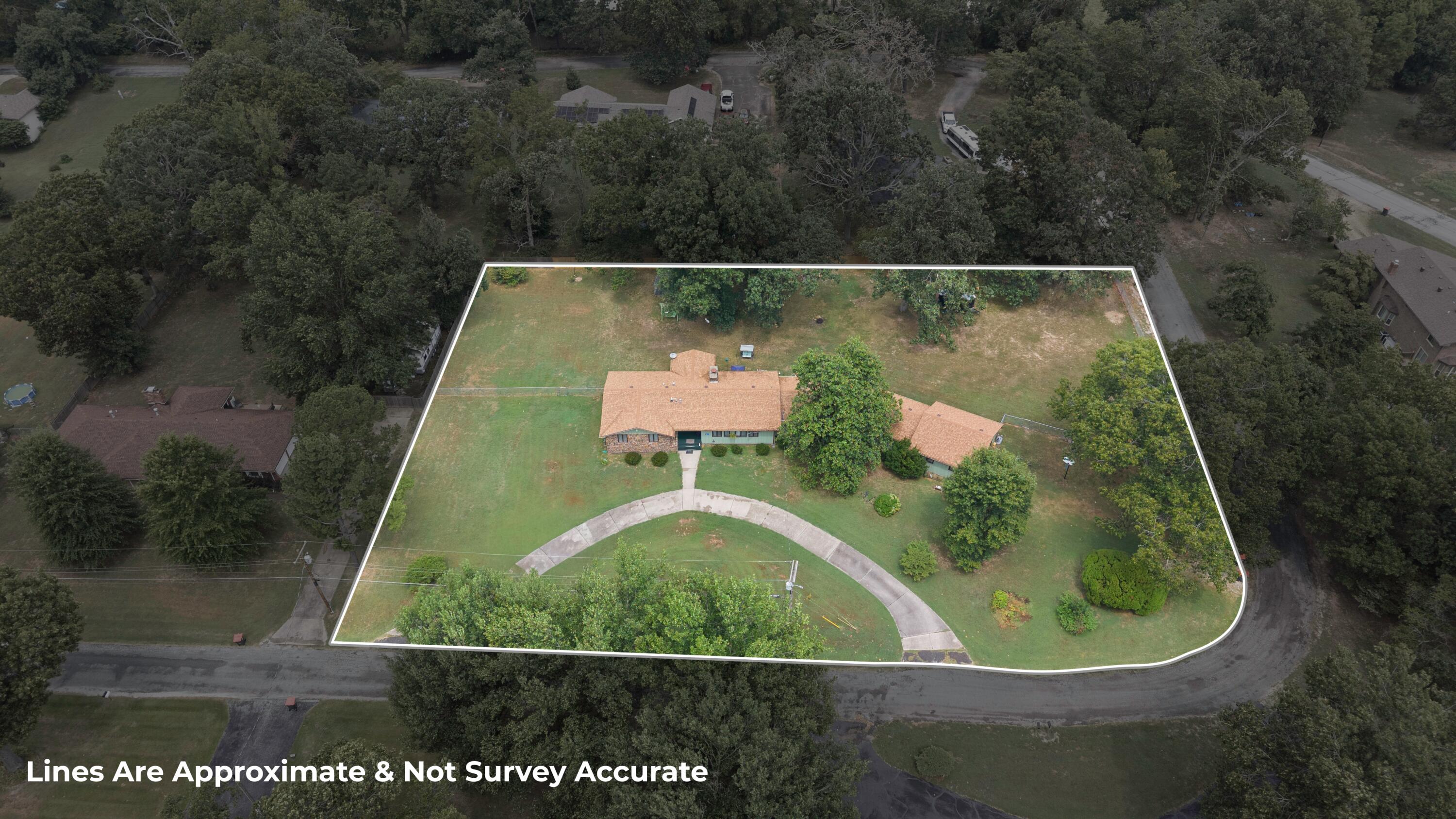 1017 Chinquapin Street Property Photo 3