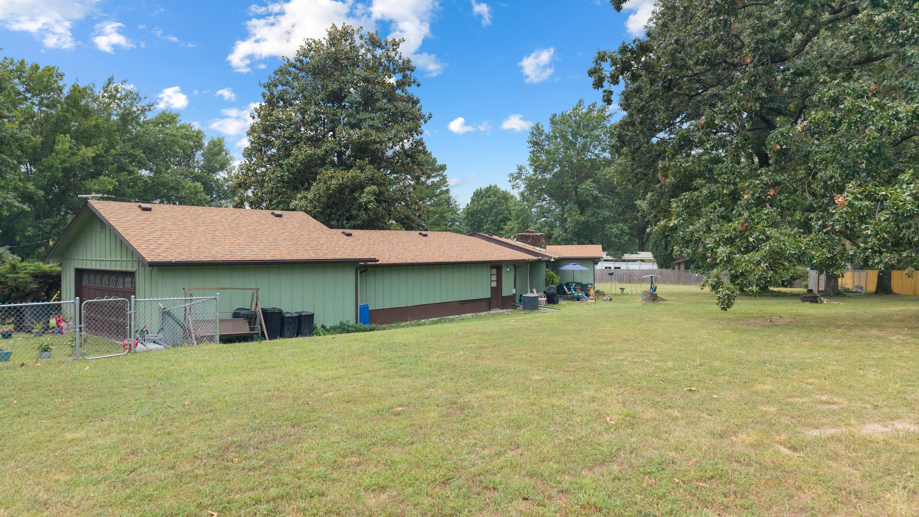 1017 Chinquapin Street Property Photo 5