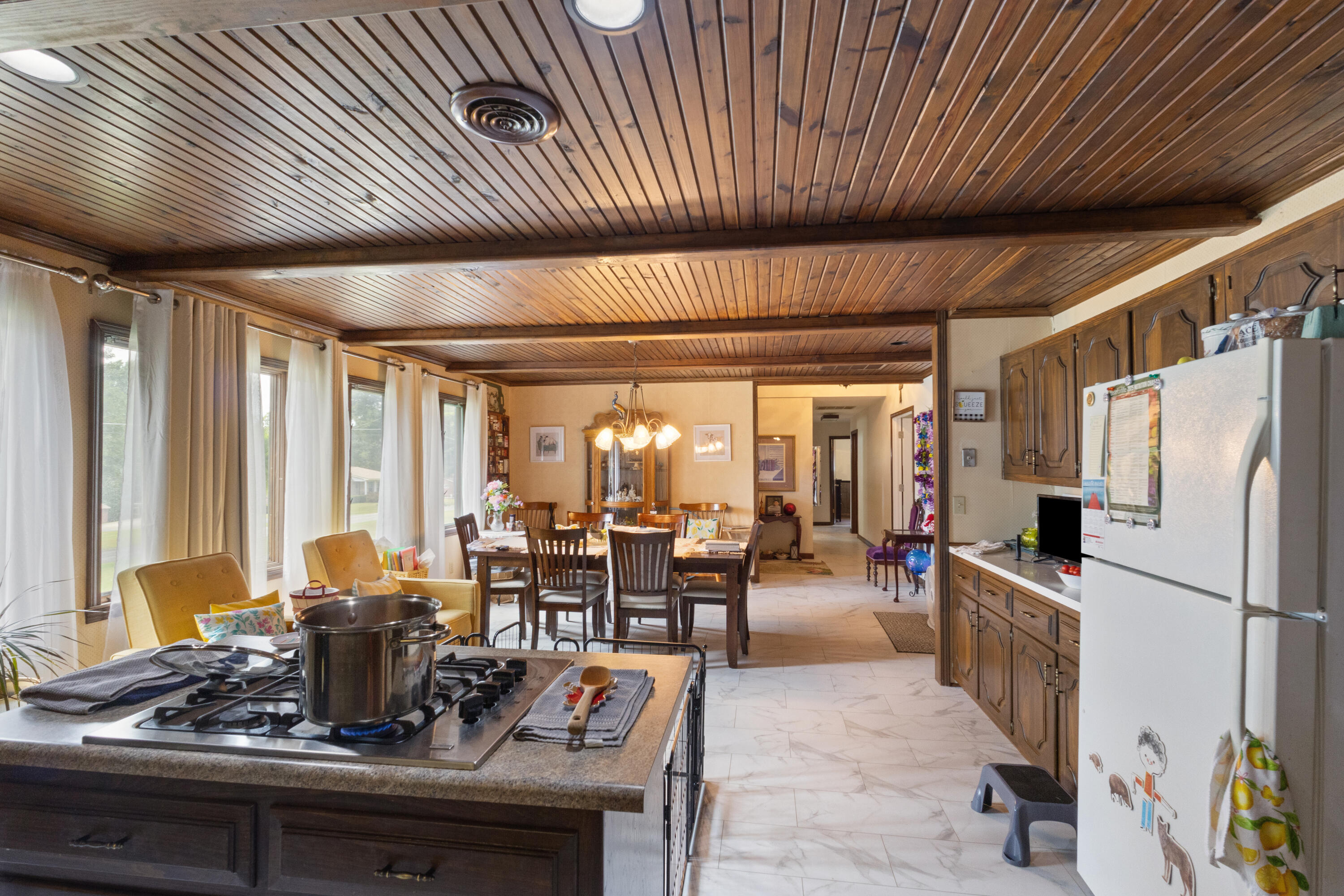 1017 Chinquapin Street Property Photo 11