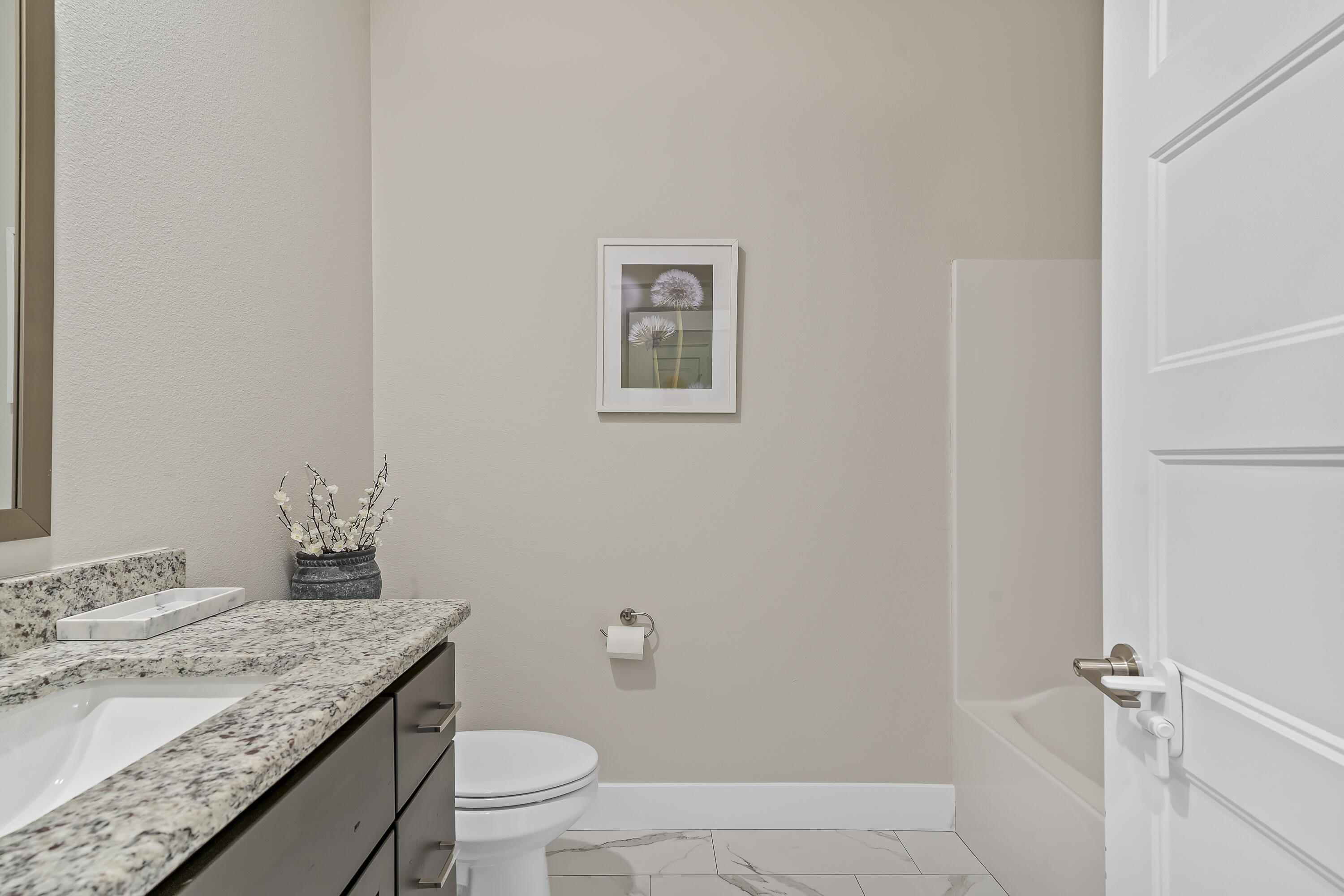 1102 South Strait Avenue Property Photo 31
