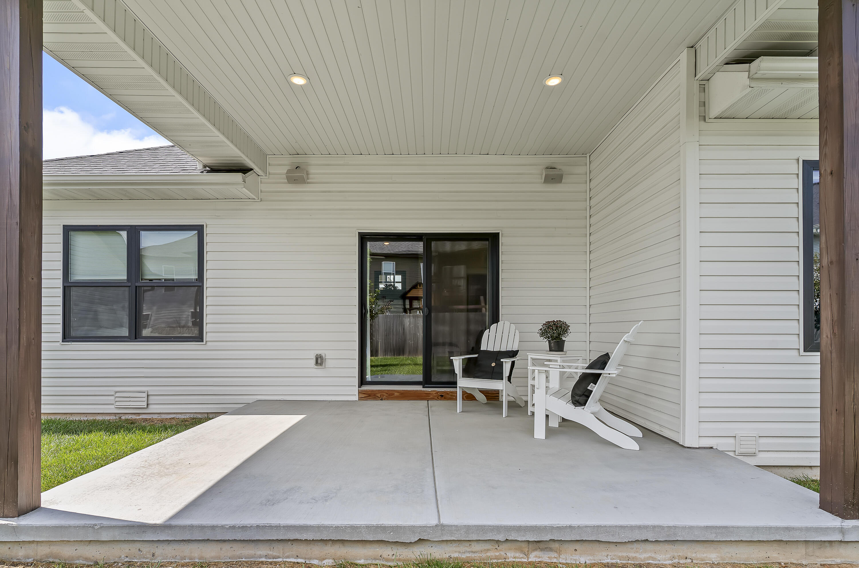 1102 South Strait Avenue Property Photo 45