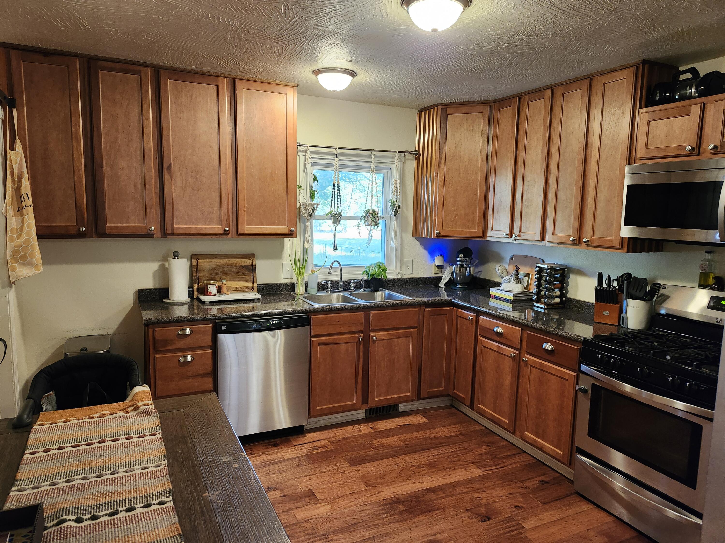 1507 North North Riverside Road Property Photo 6