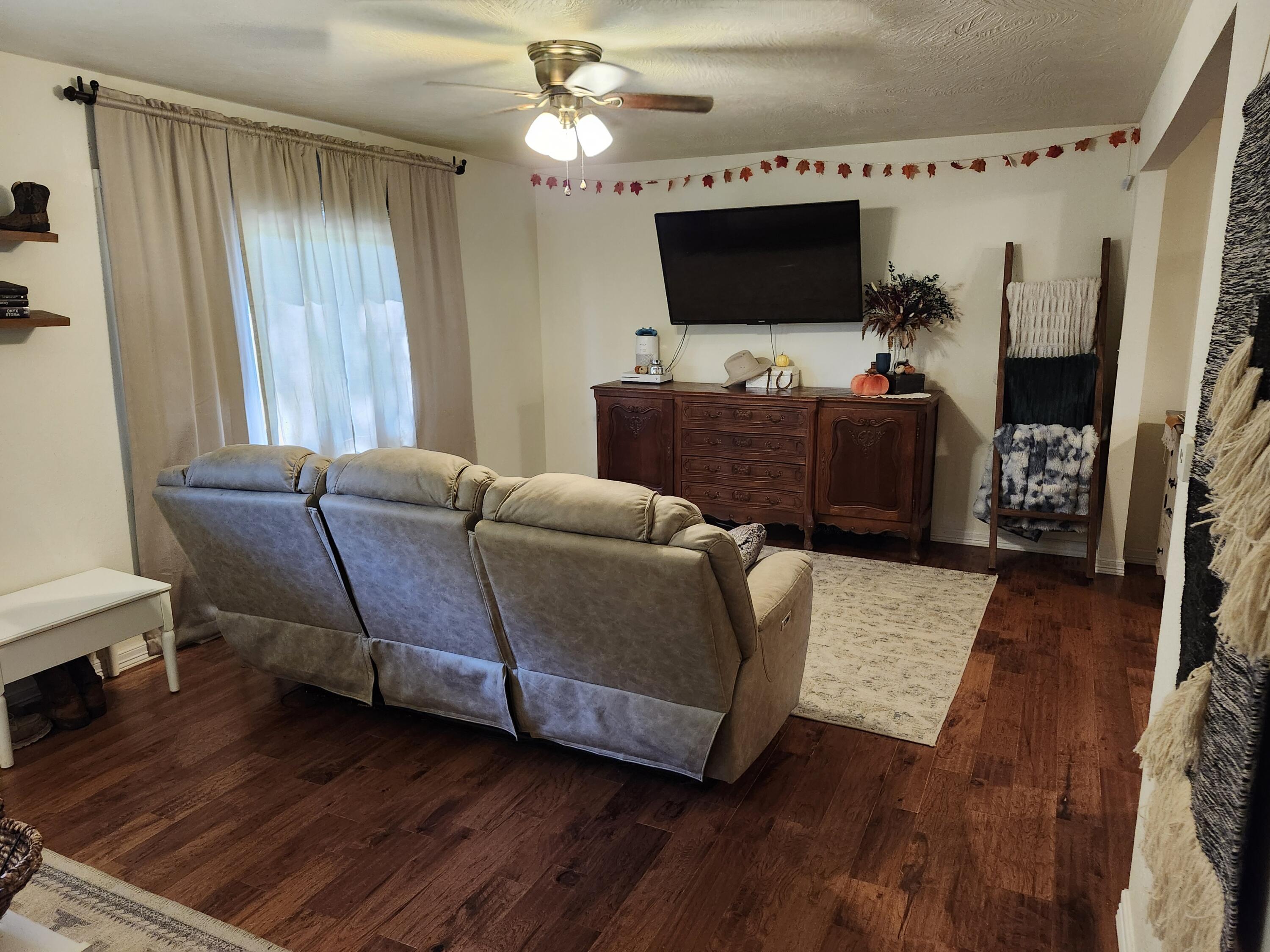1507 North North Riverside Road Property Photo 10