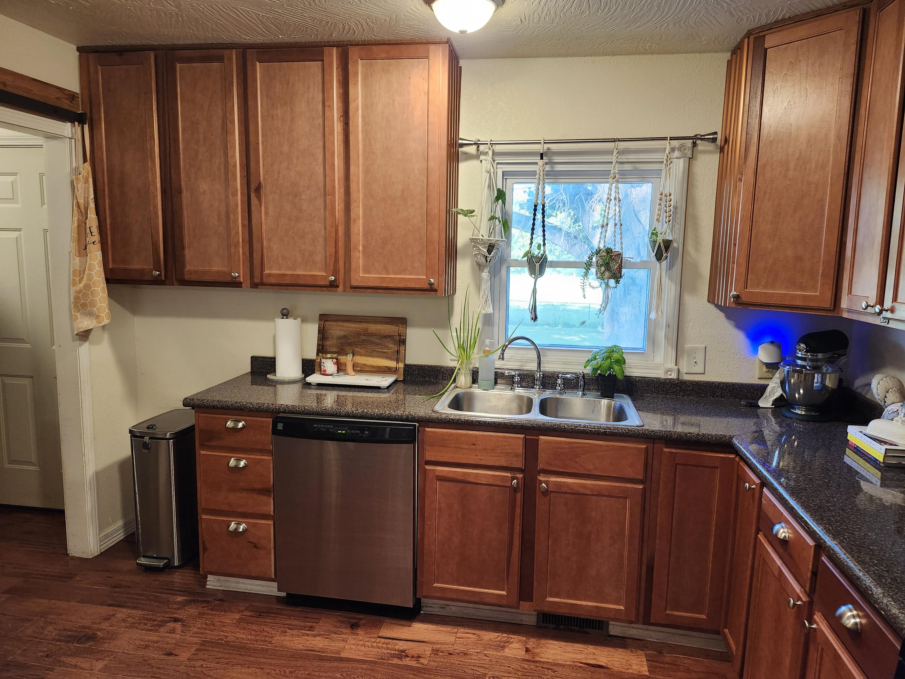 1507 North North Riverside Road Property Photo 11