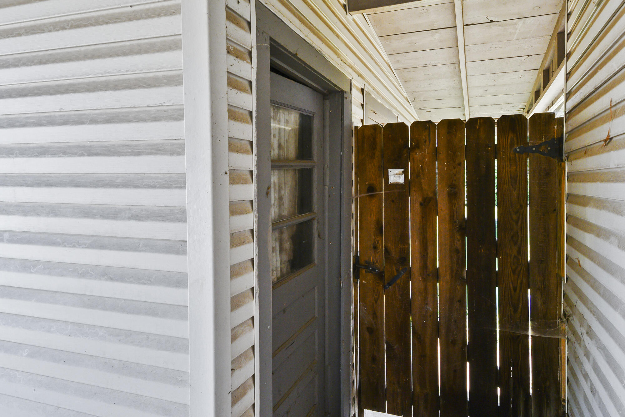 1035 East Linwood Terrace Property Photo 11