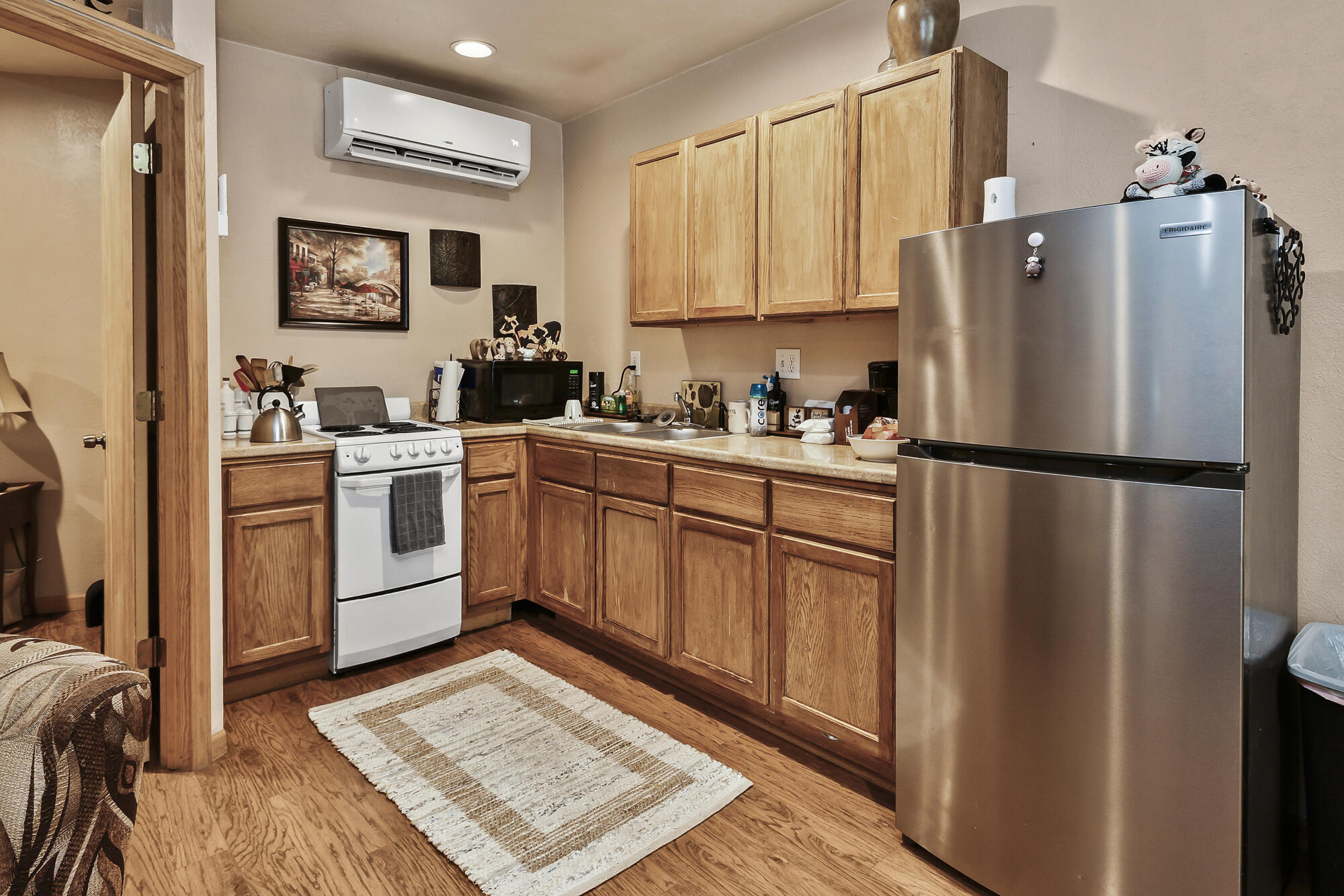 1035 East Linwood Terrace Property Photo 35