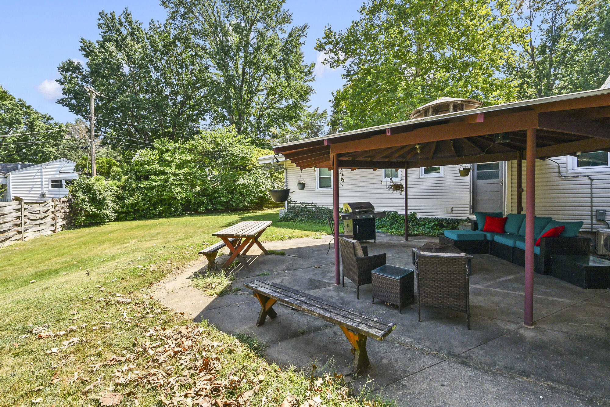 1035 East Linwood Terrace Property Photo 65