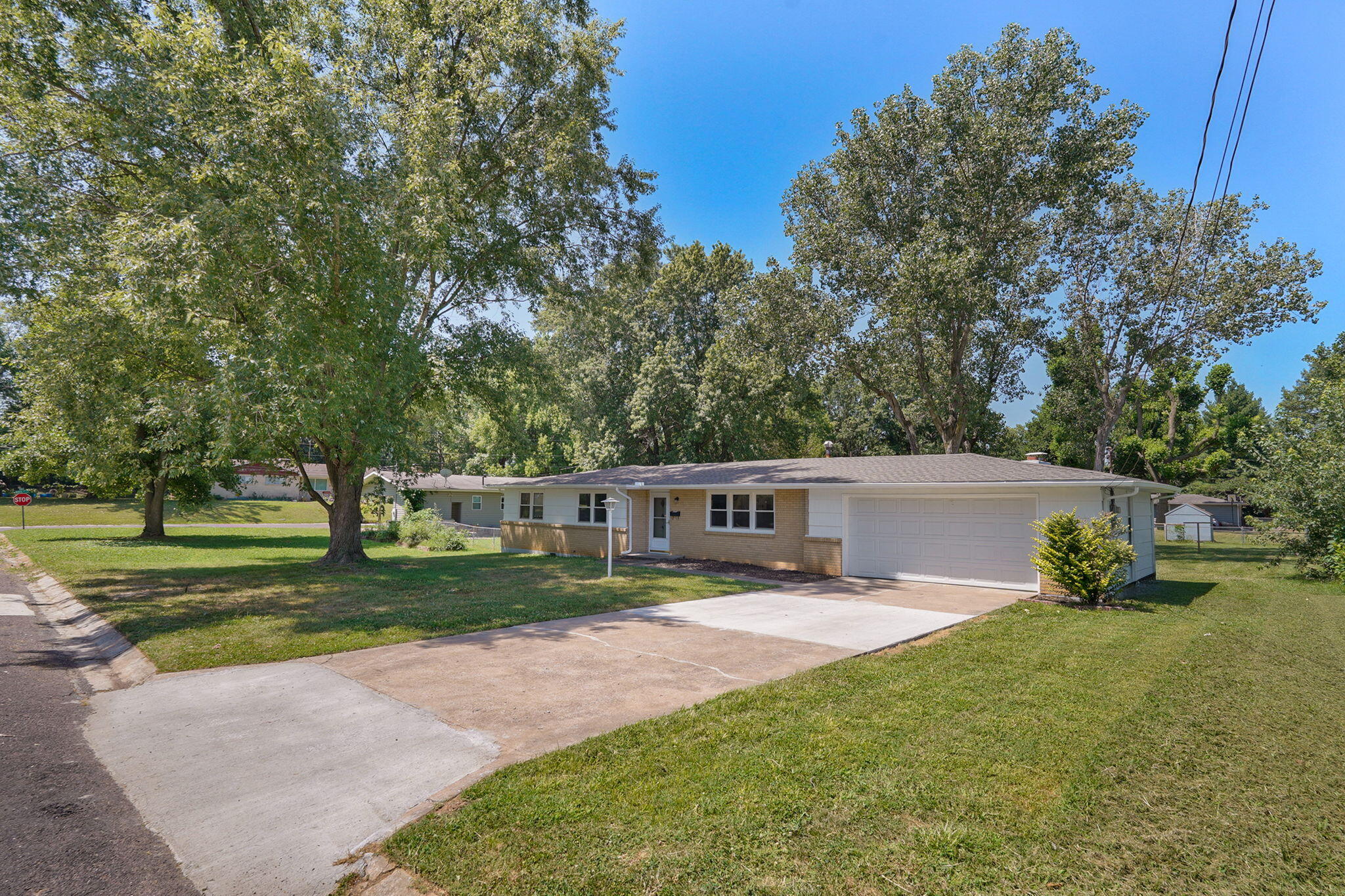 1214 7th Street Property Photo 1