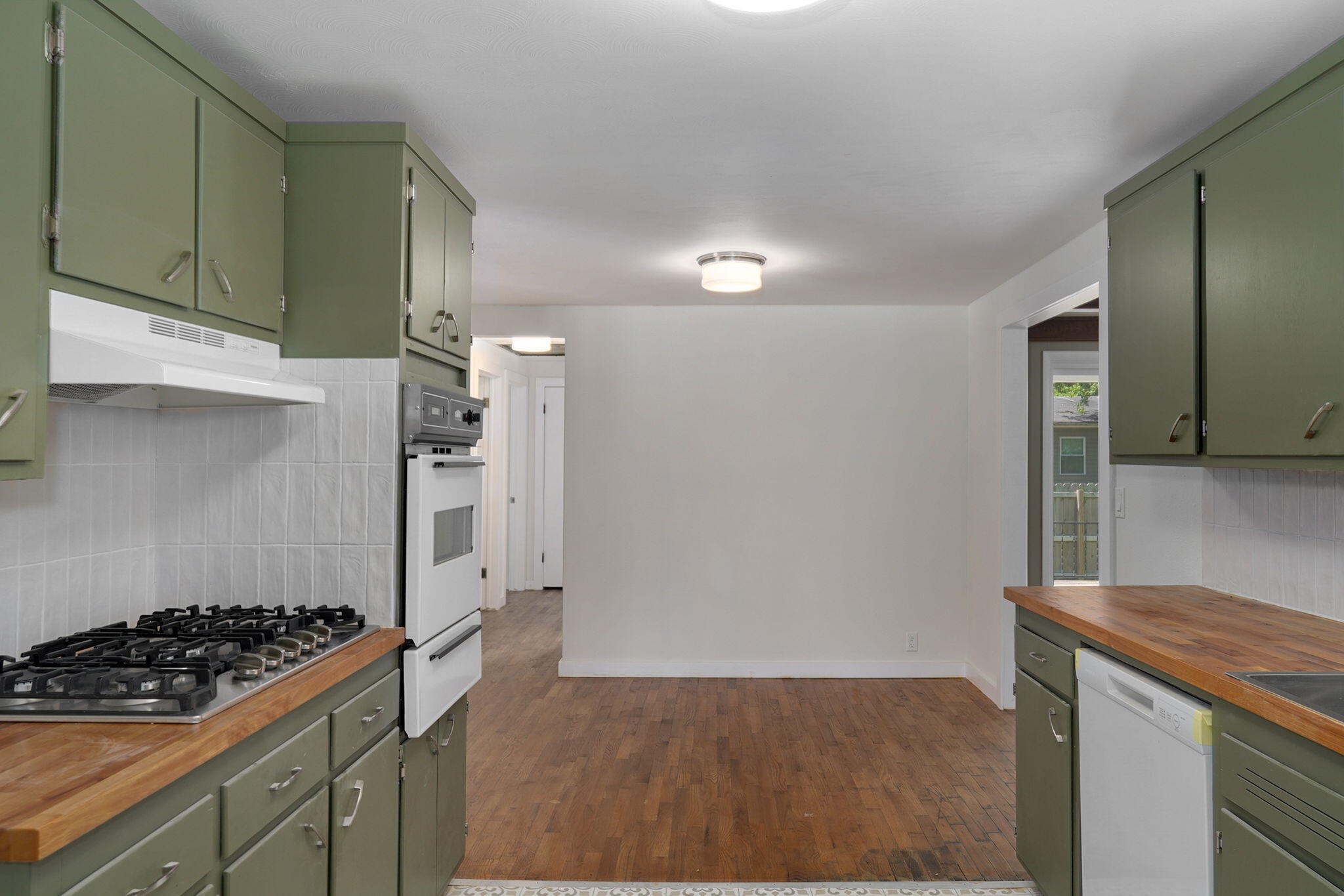 1214 7th Street Property Photo 11
