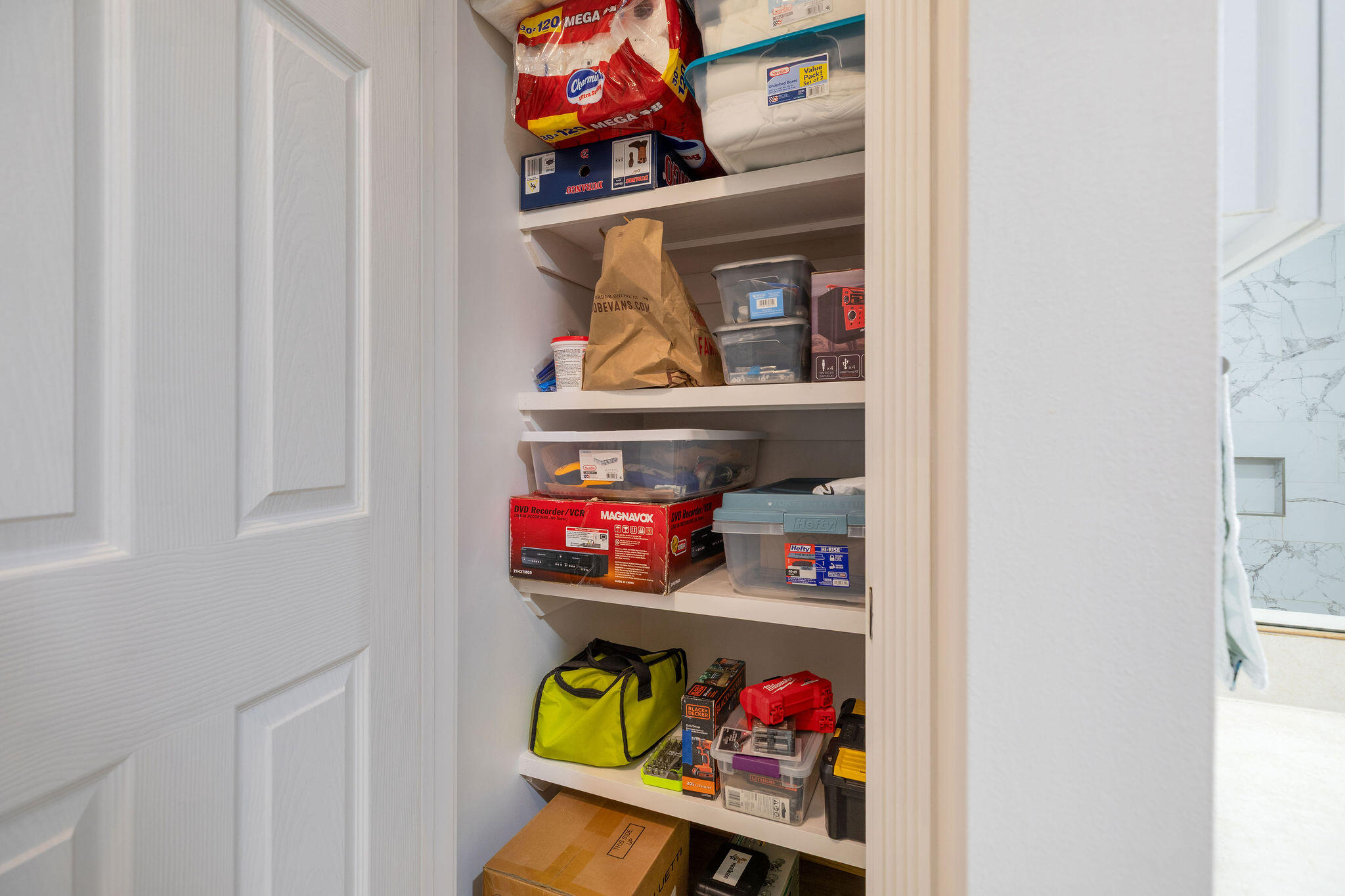 706 West Wasson Drive Property Photo 16