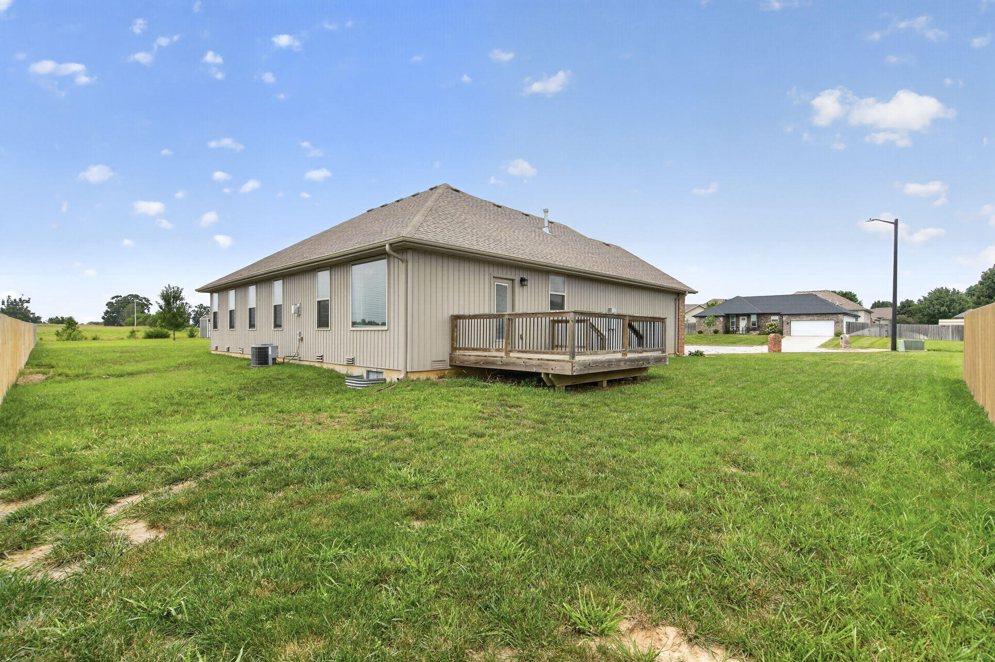1910 East Whetstone Drive Property Photo 31