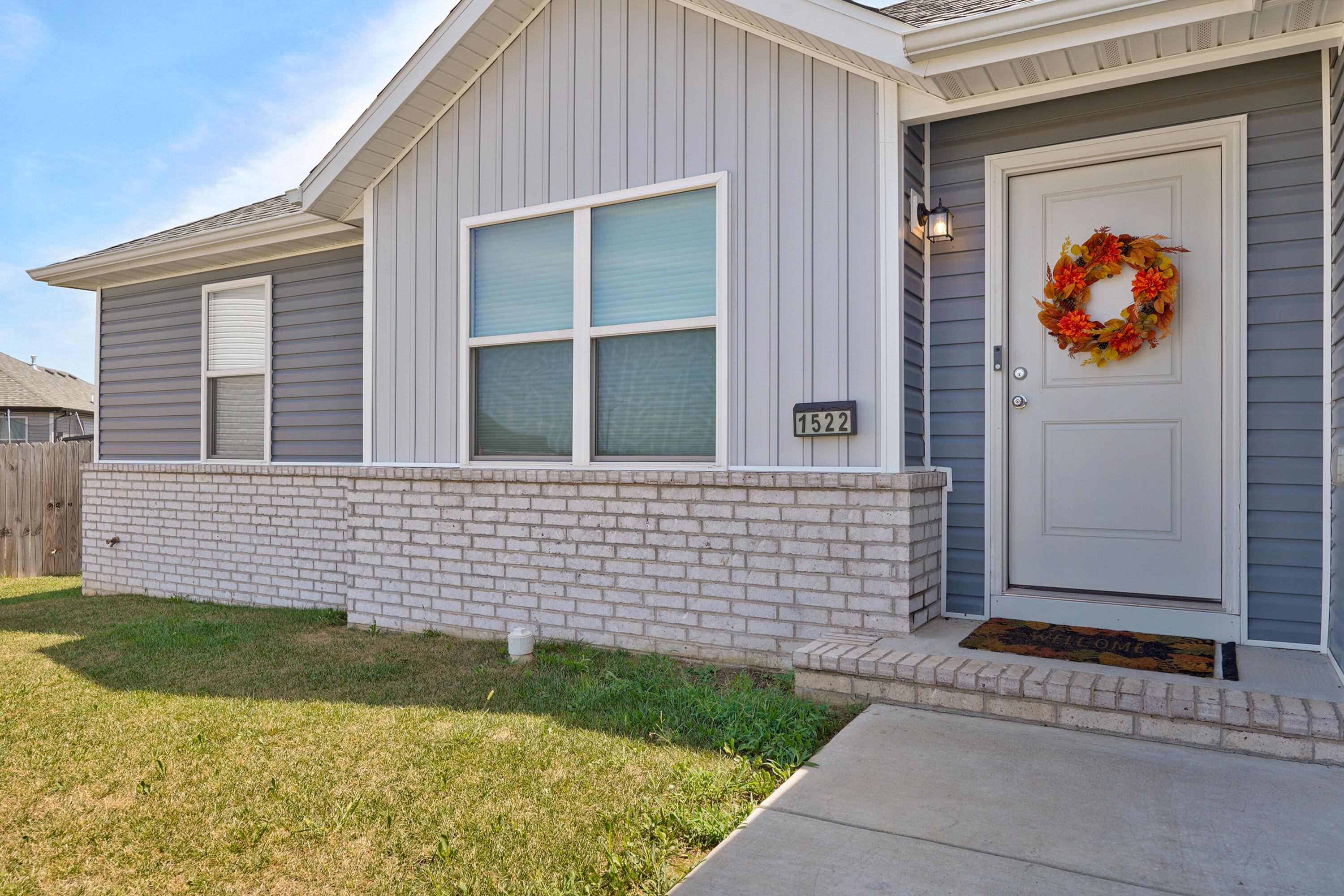 1522 South Bull Court Property Photo 2