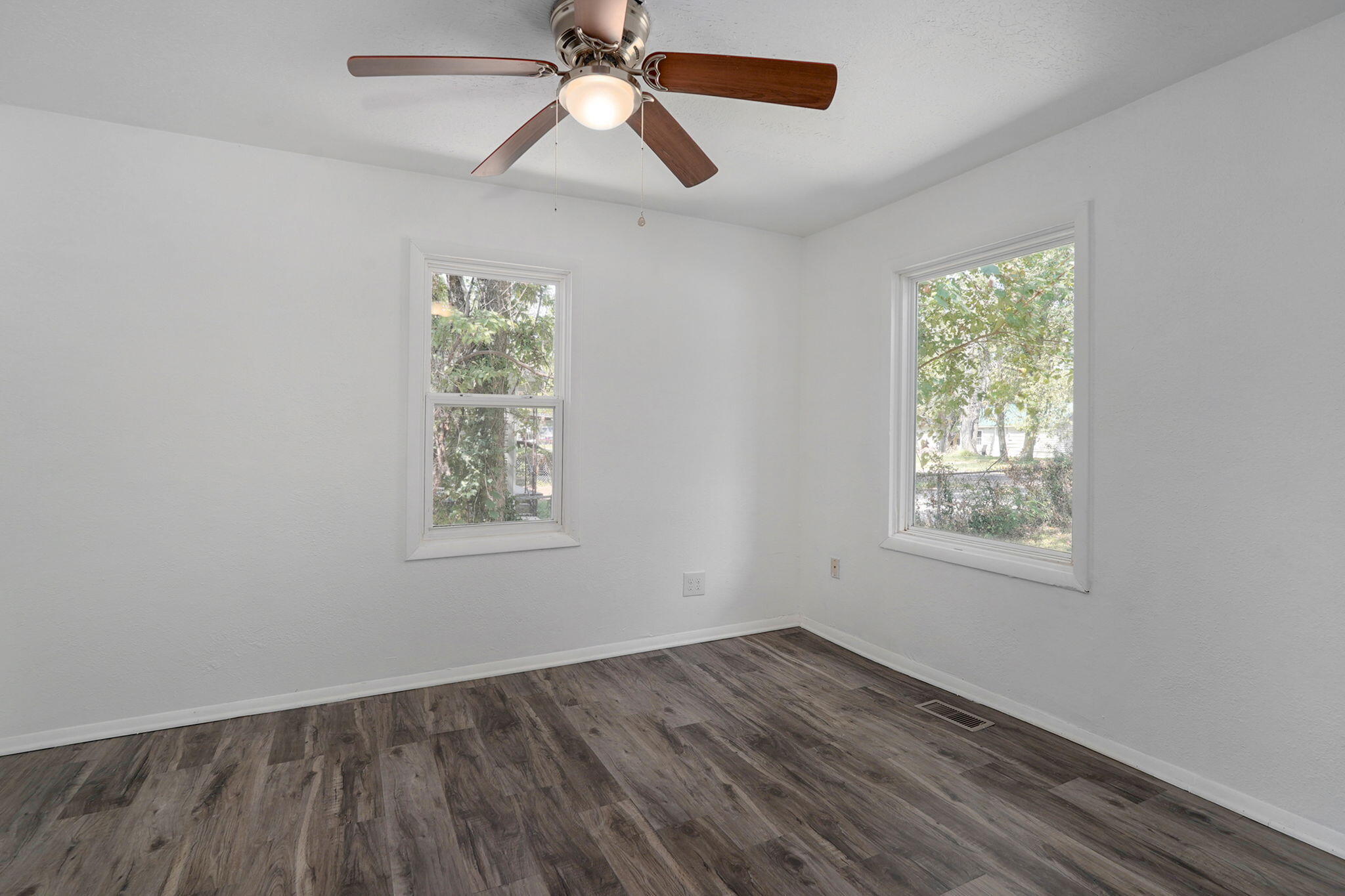 2540 West State Street Property Photo 7