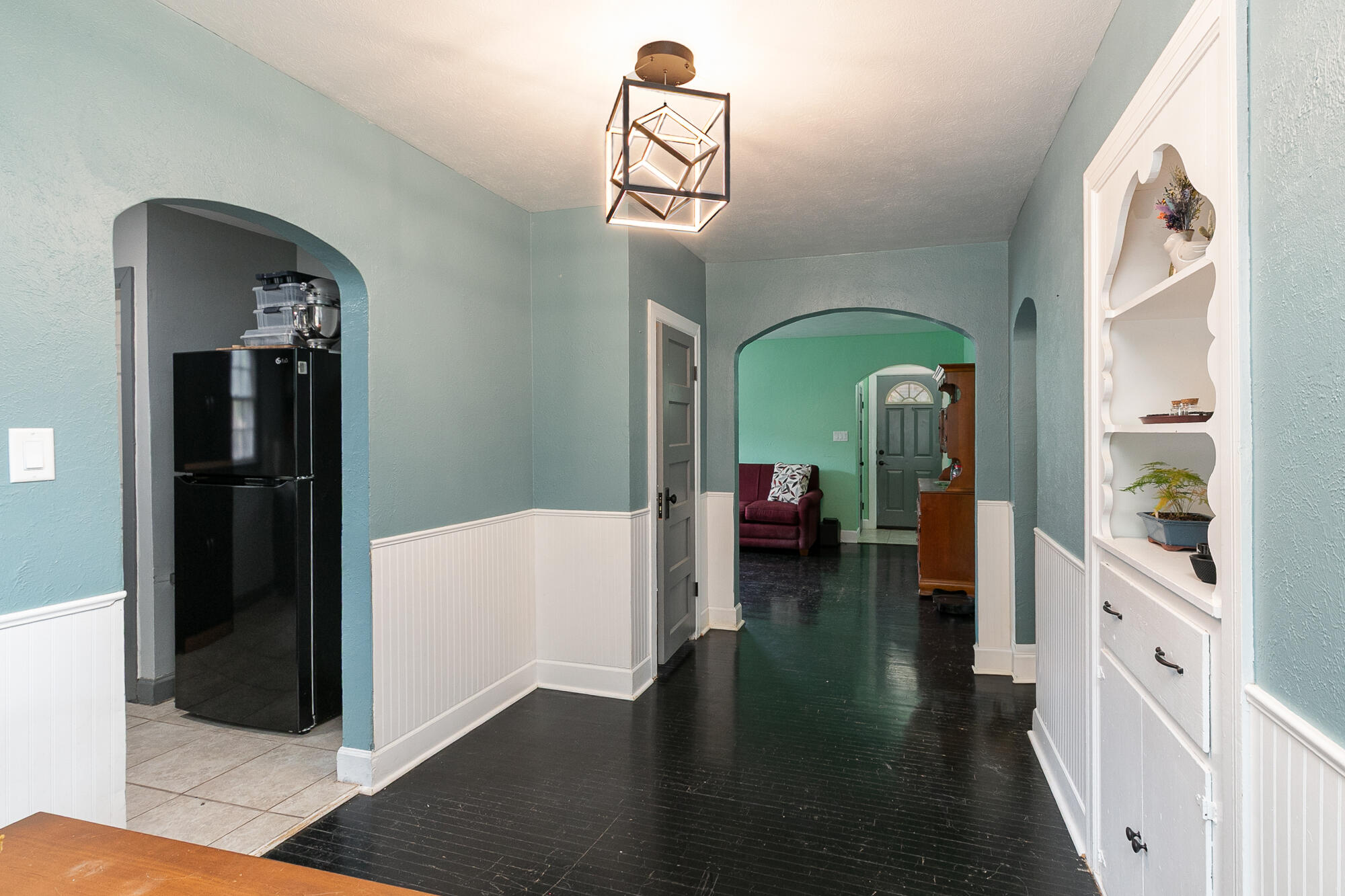 1138 South Fort Avenue Property Photo 10