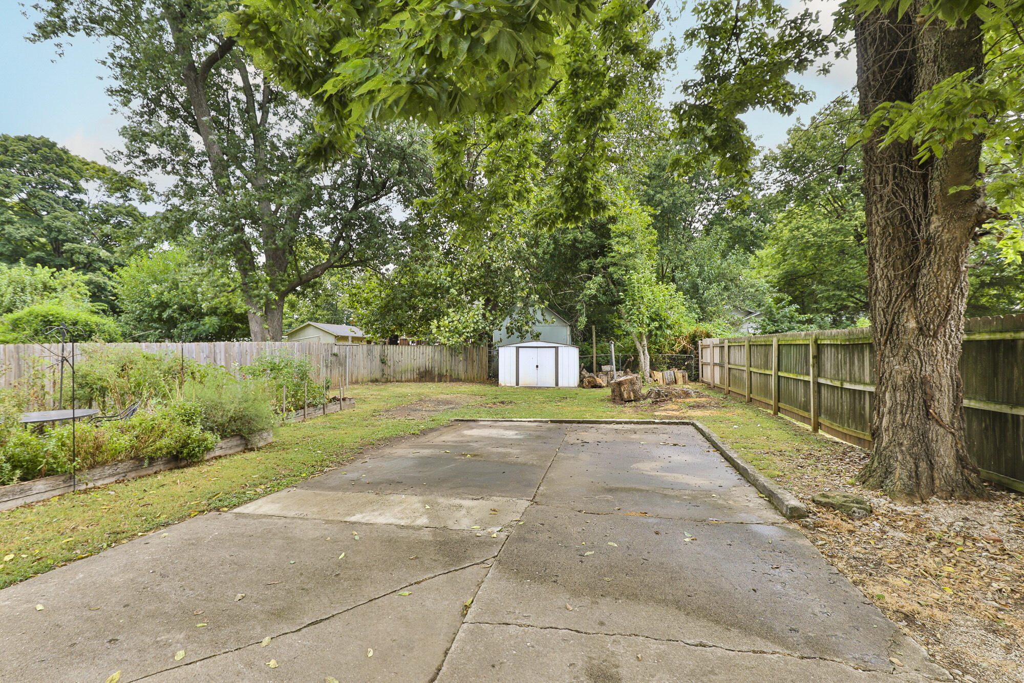 1138 South Fort Avenue Property Photo 26