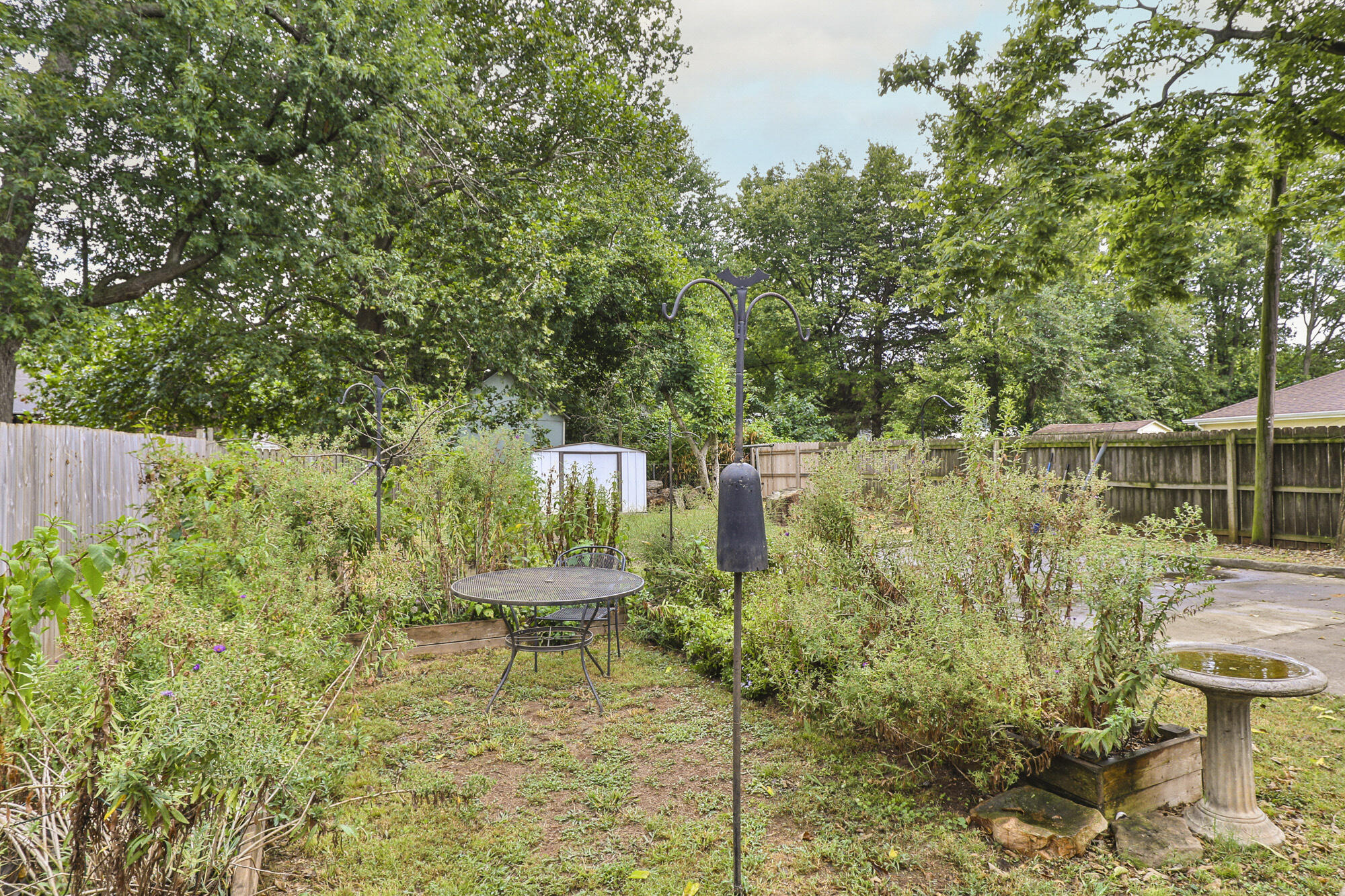 1138 South Fort Avenue Property Photo 28