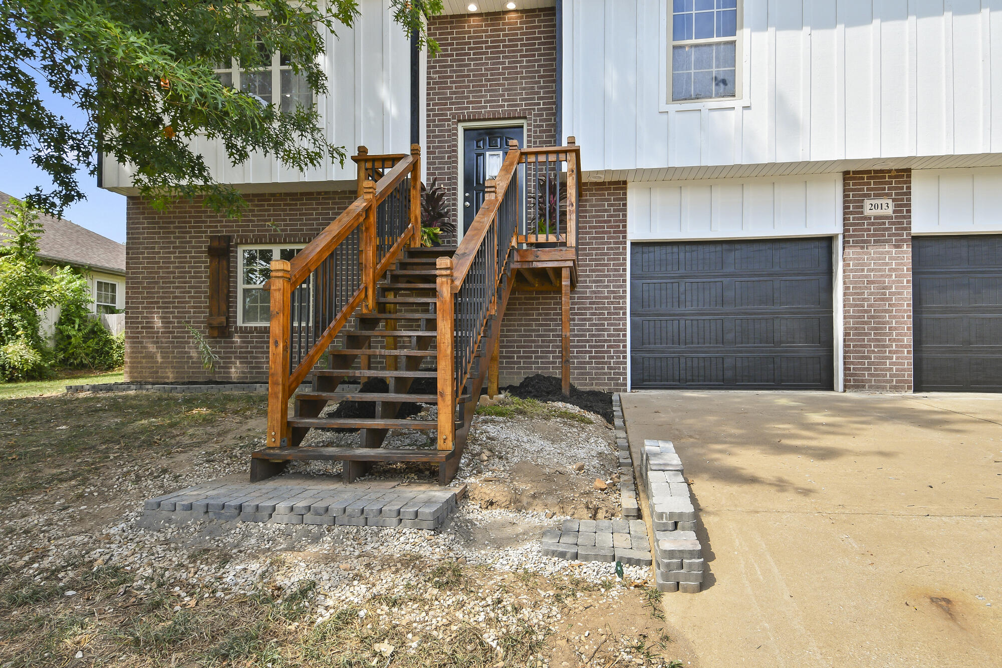 2013 East Jay Street Property Photo 6