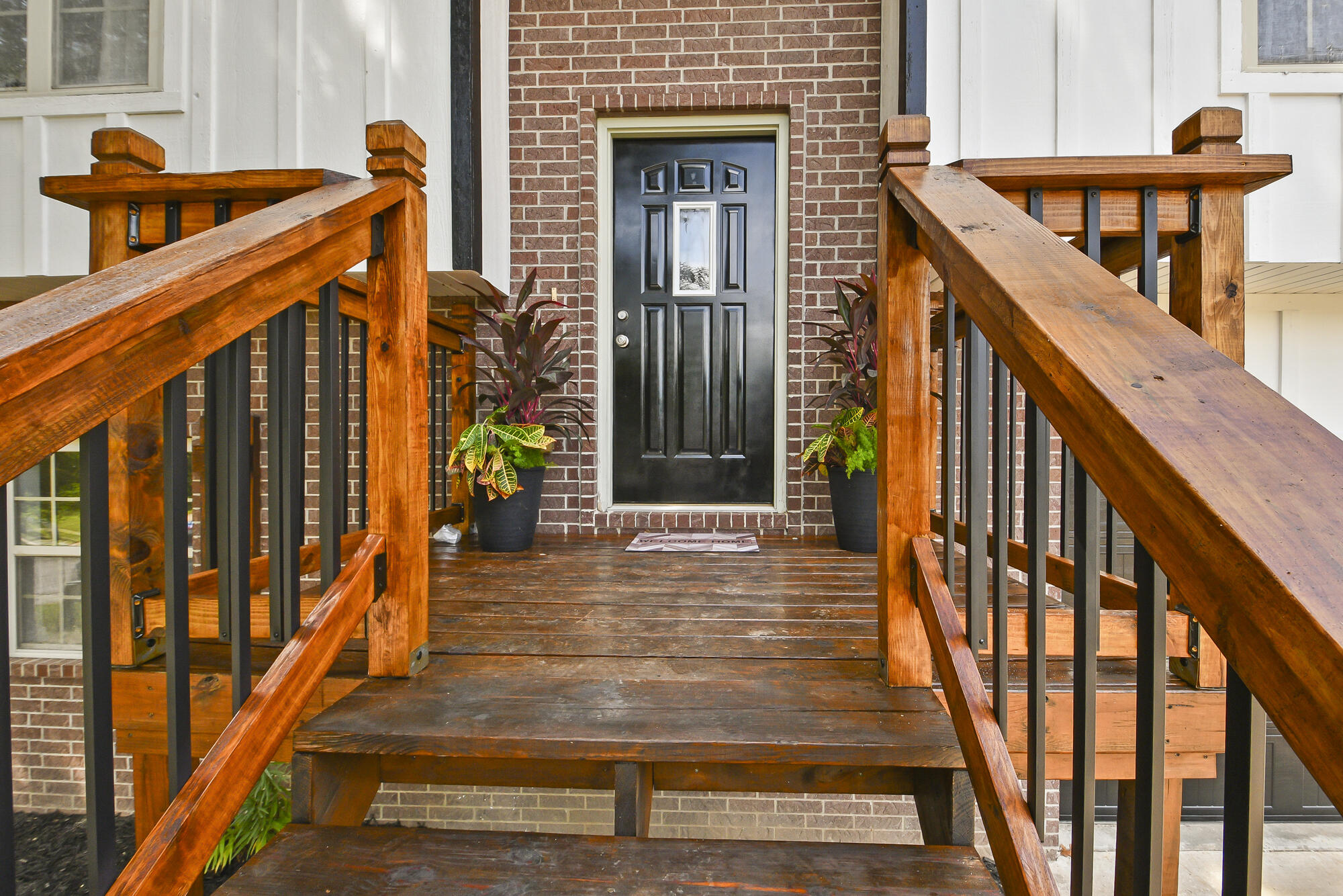 2013 East Jay Street Property Photo 8