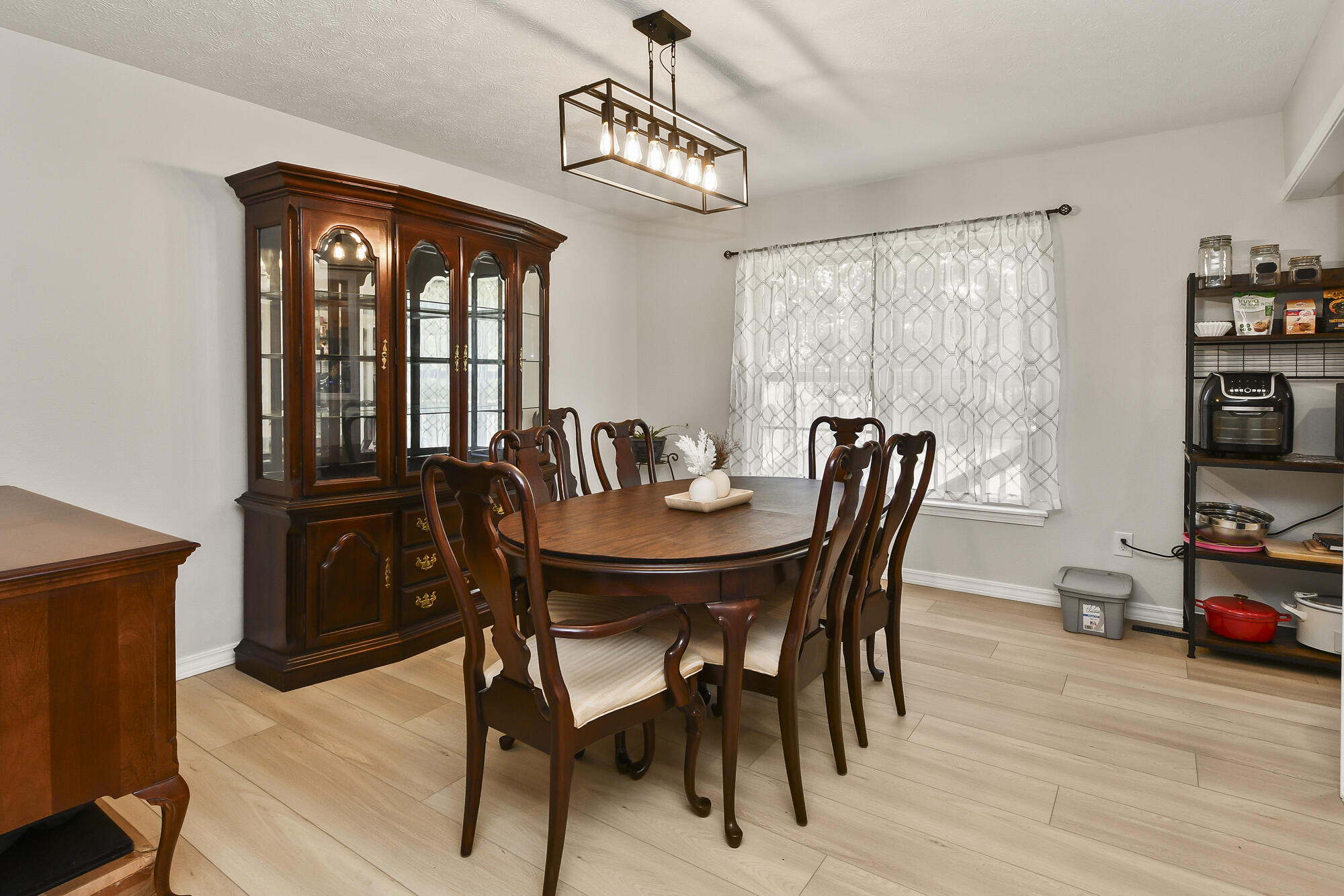 2013 East Jay Street Property Photo 17