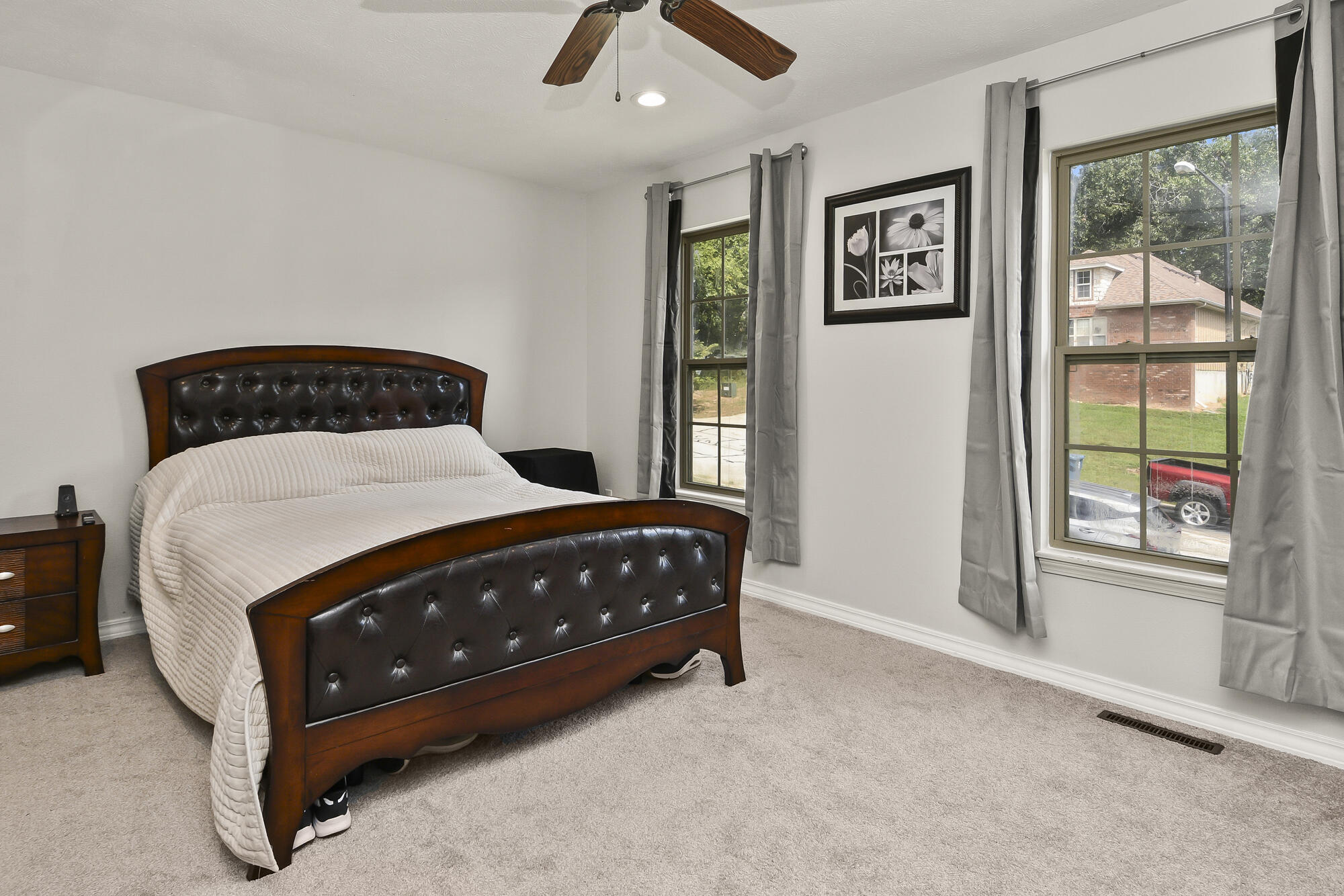 2013 East Jay Street Property Photo 25