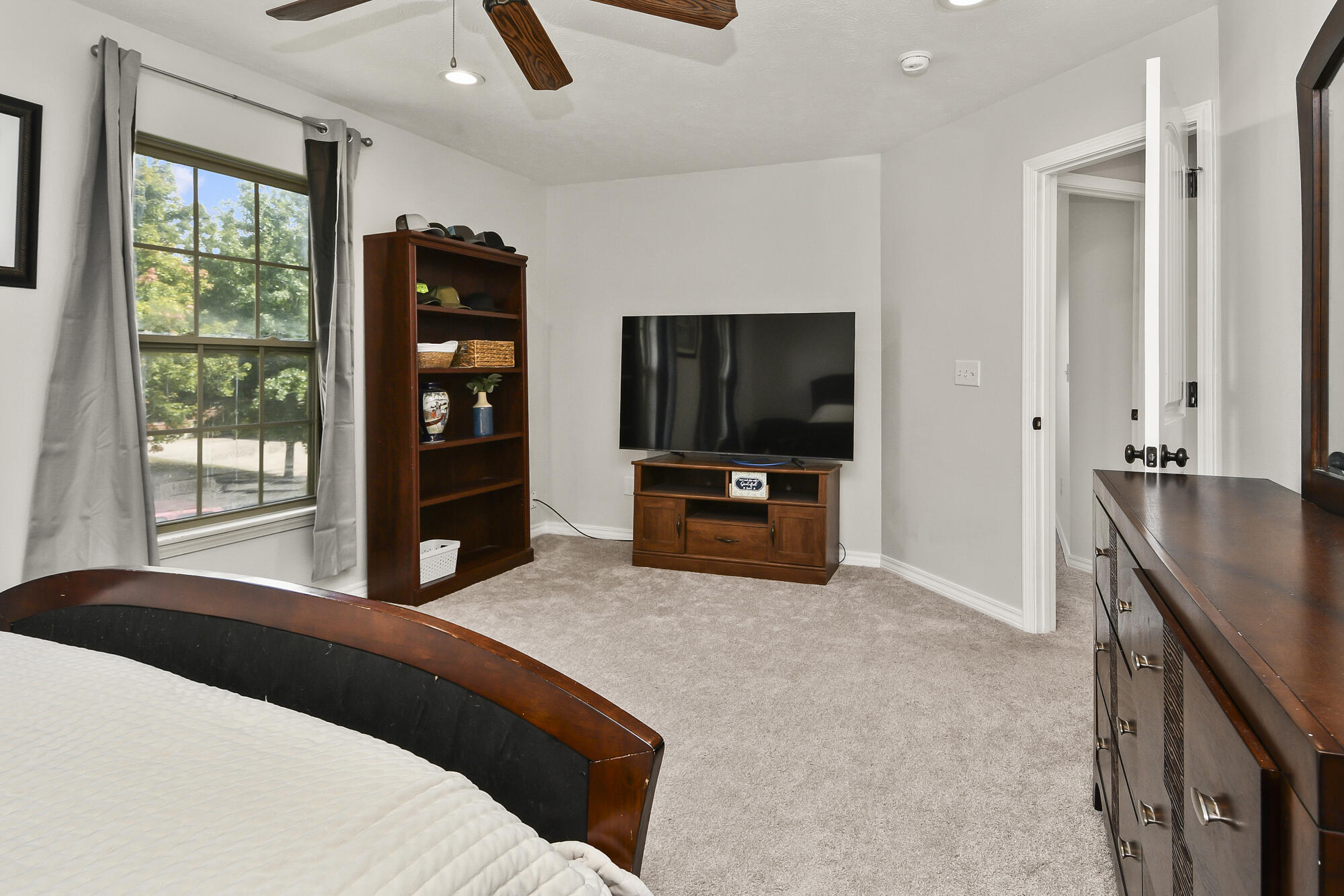 2013 East Jay Street Property Photo 29