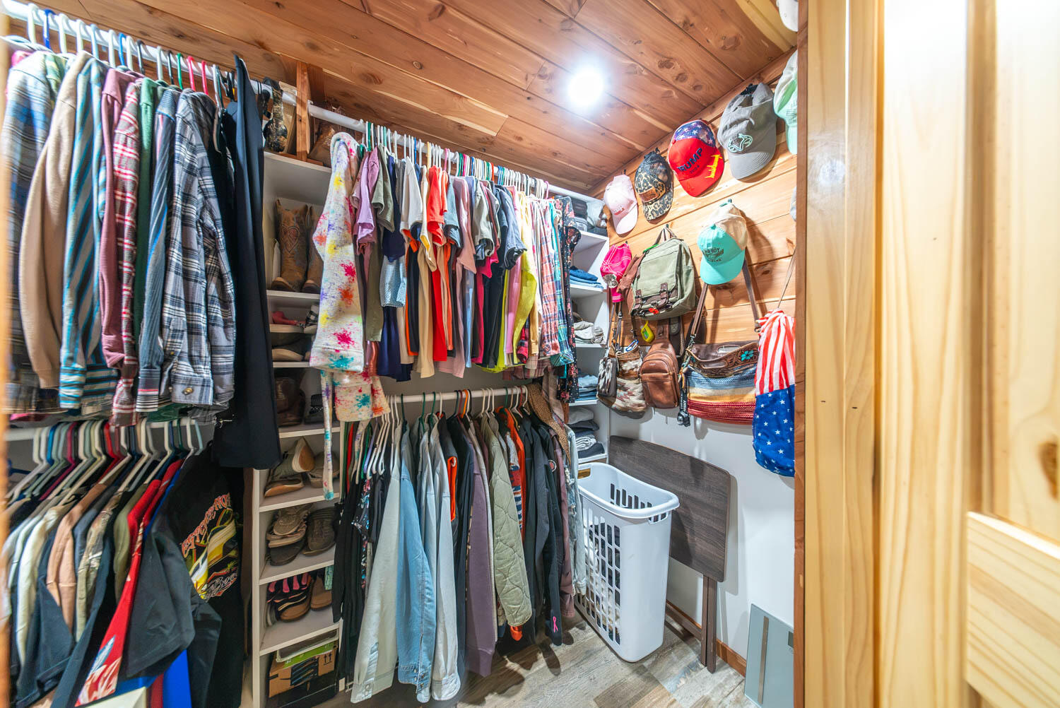 210 Meadow Brook Lane Property Photo 8