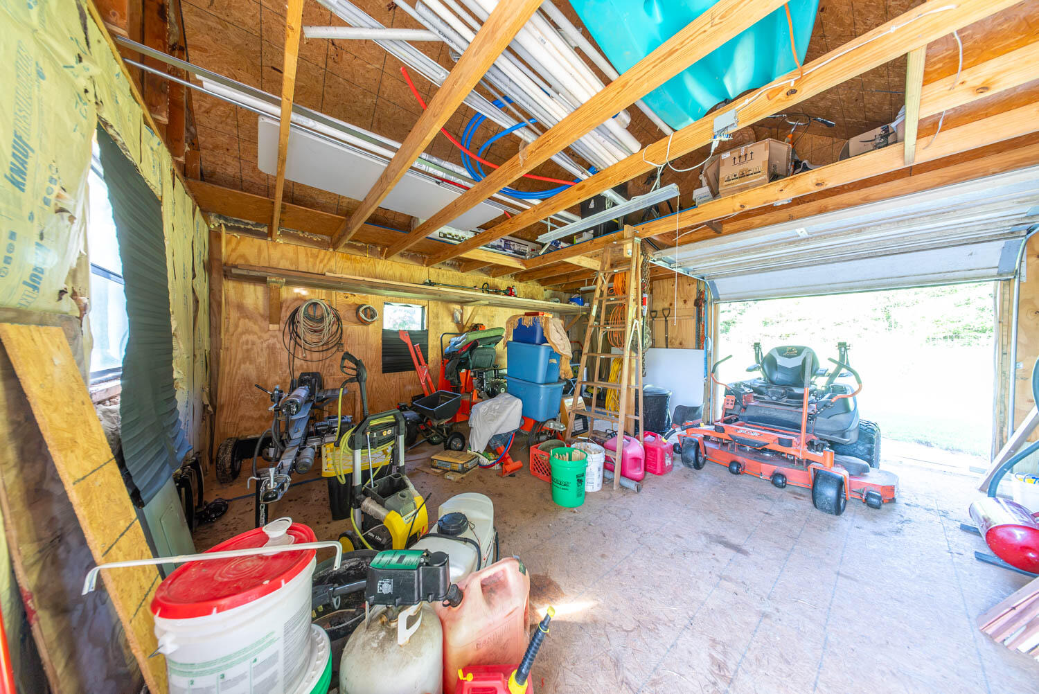 210 Meadow Brook Lane Property Photo 43