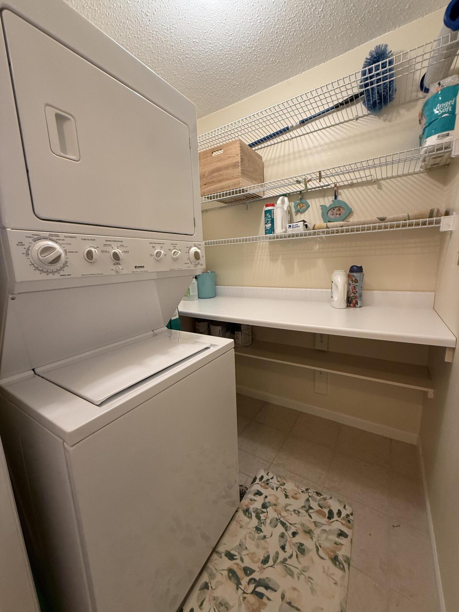 110 Vixen Circle B Property Photo 13