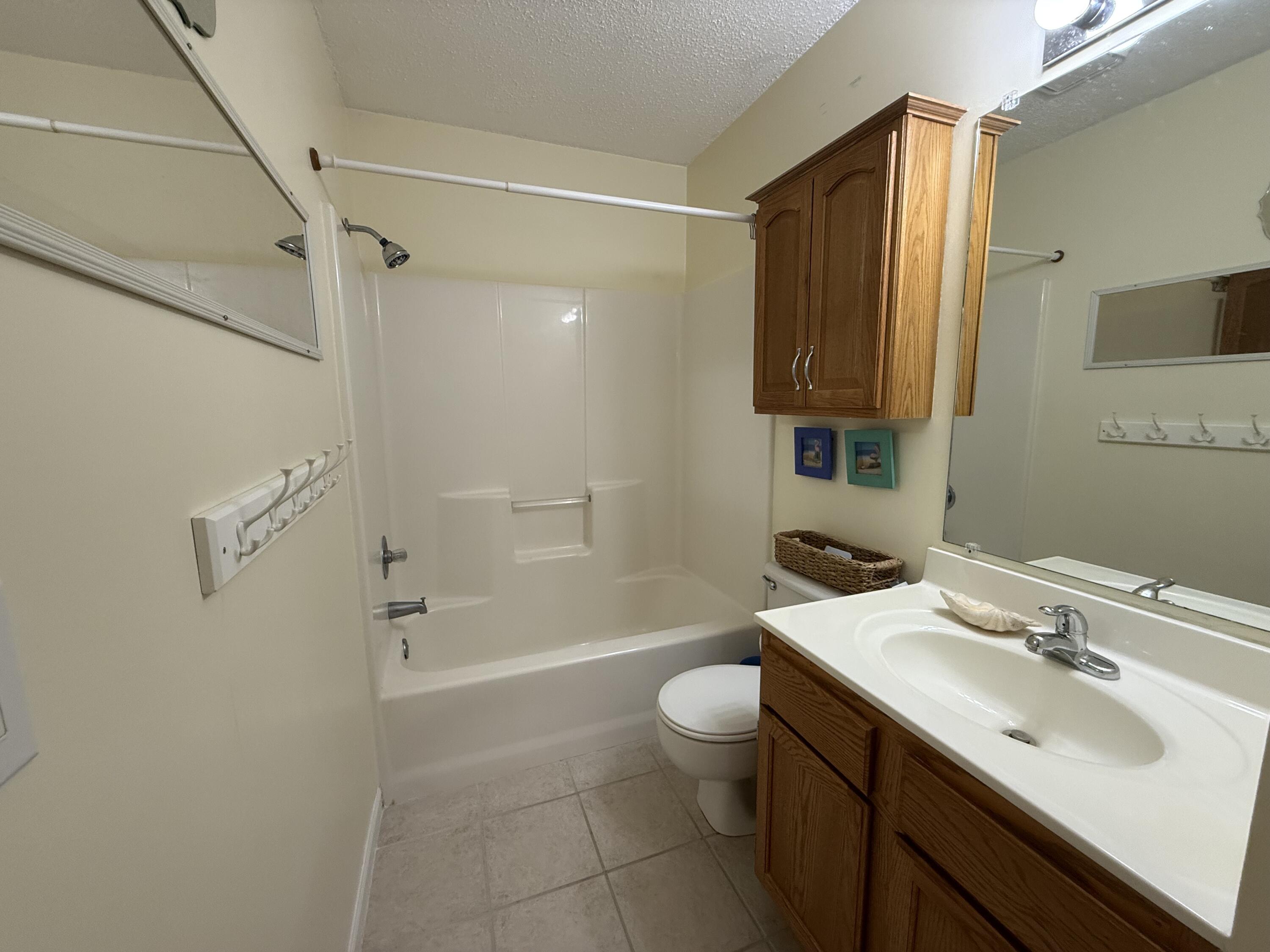 110 Vixen Circle B Property Photo 14