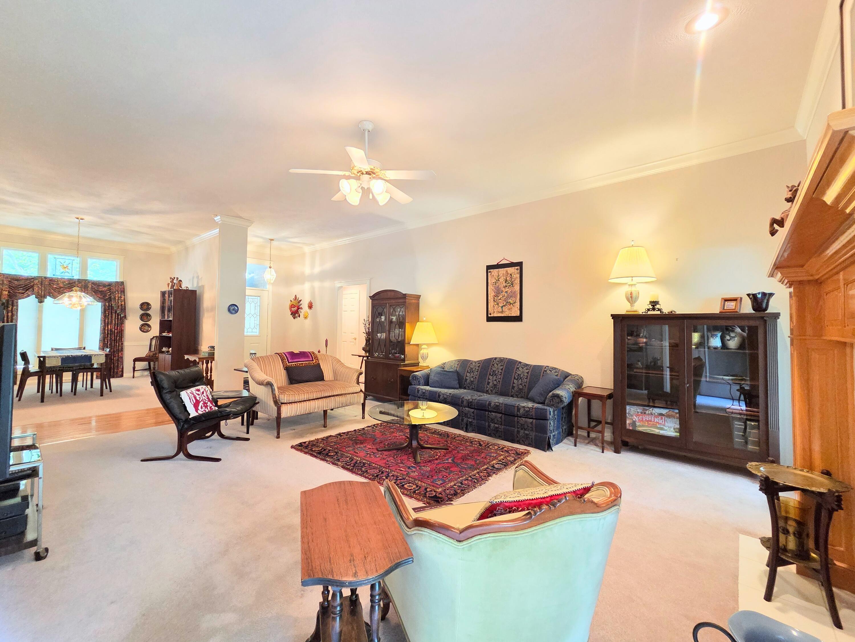 1228 West Beekman Street Property Photo 18