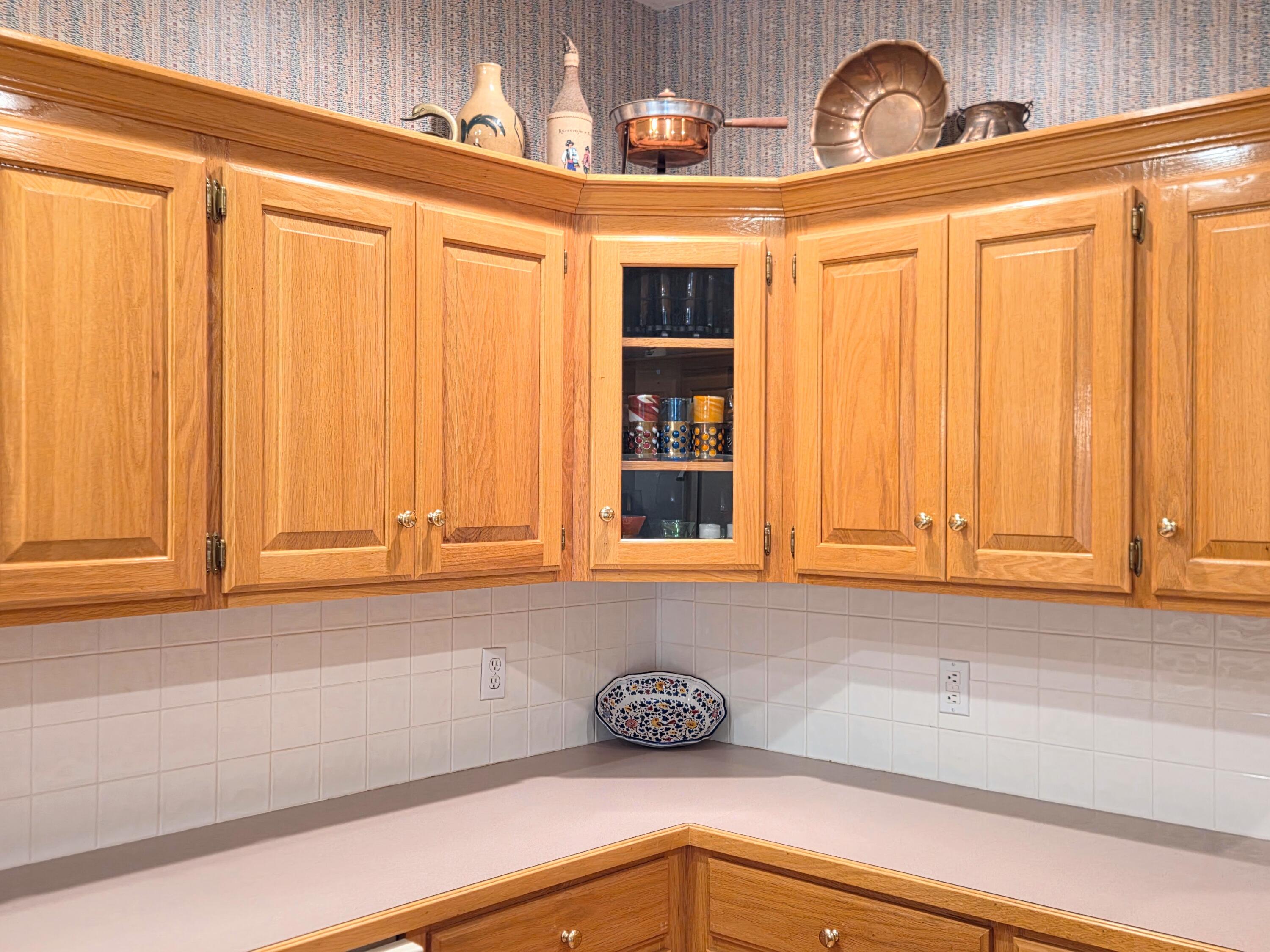 1228 West Beekman Street Property Photo 33