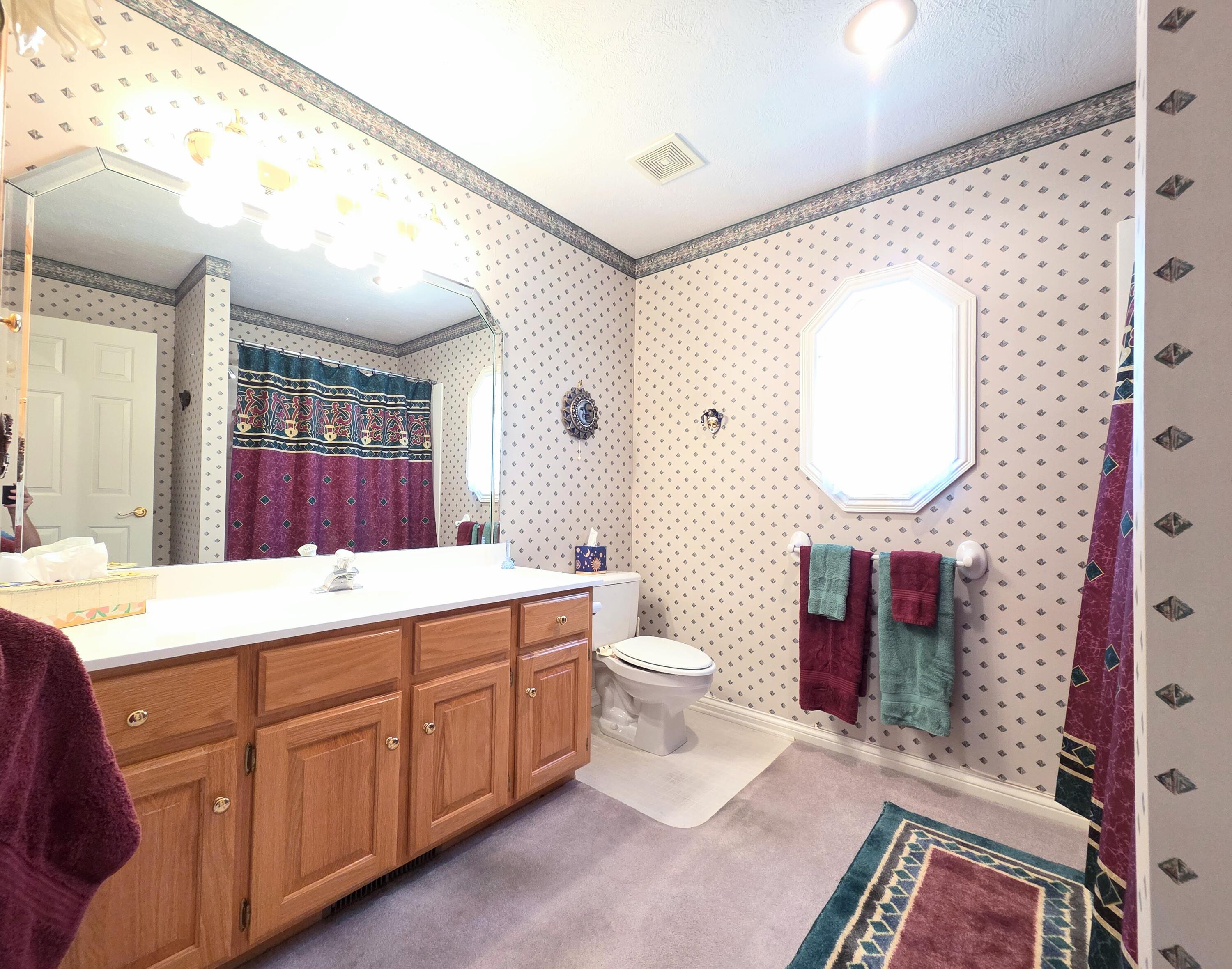 1228 West Beekman Street Property Photo 46