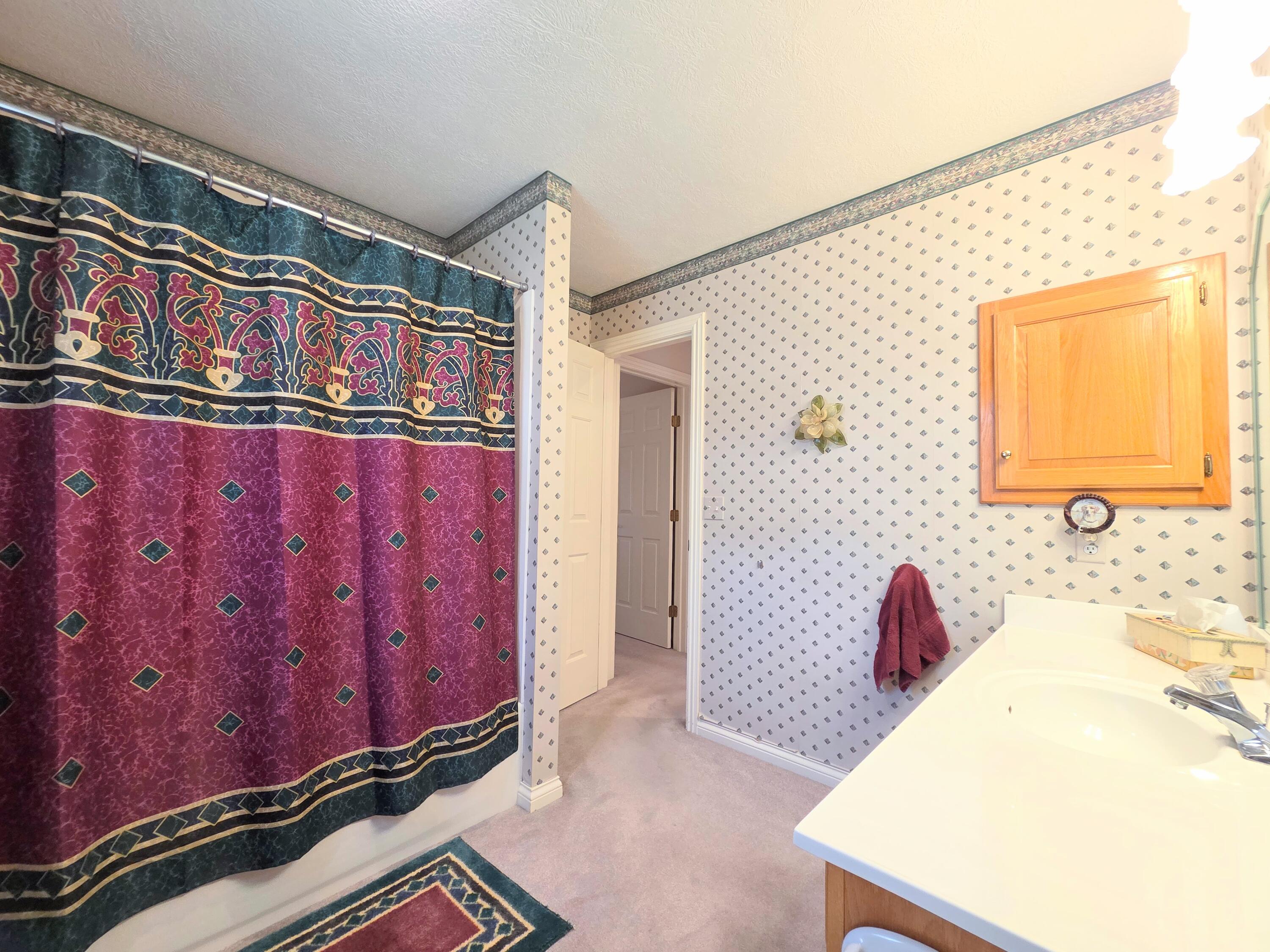 1228 West Beekman Street Property Photo 47