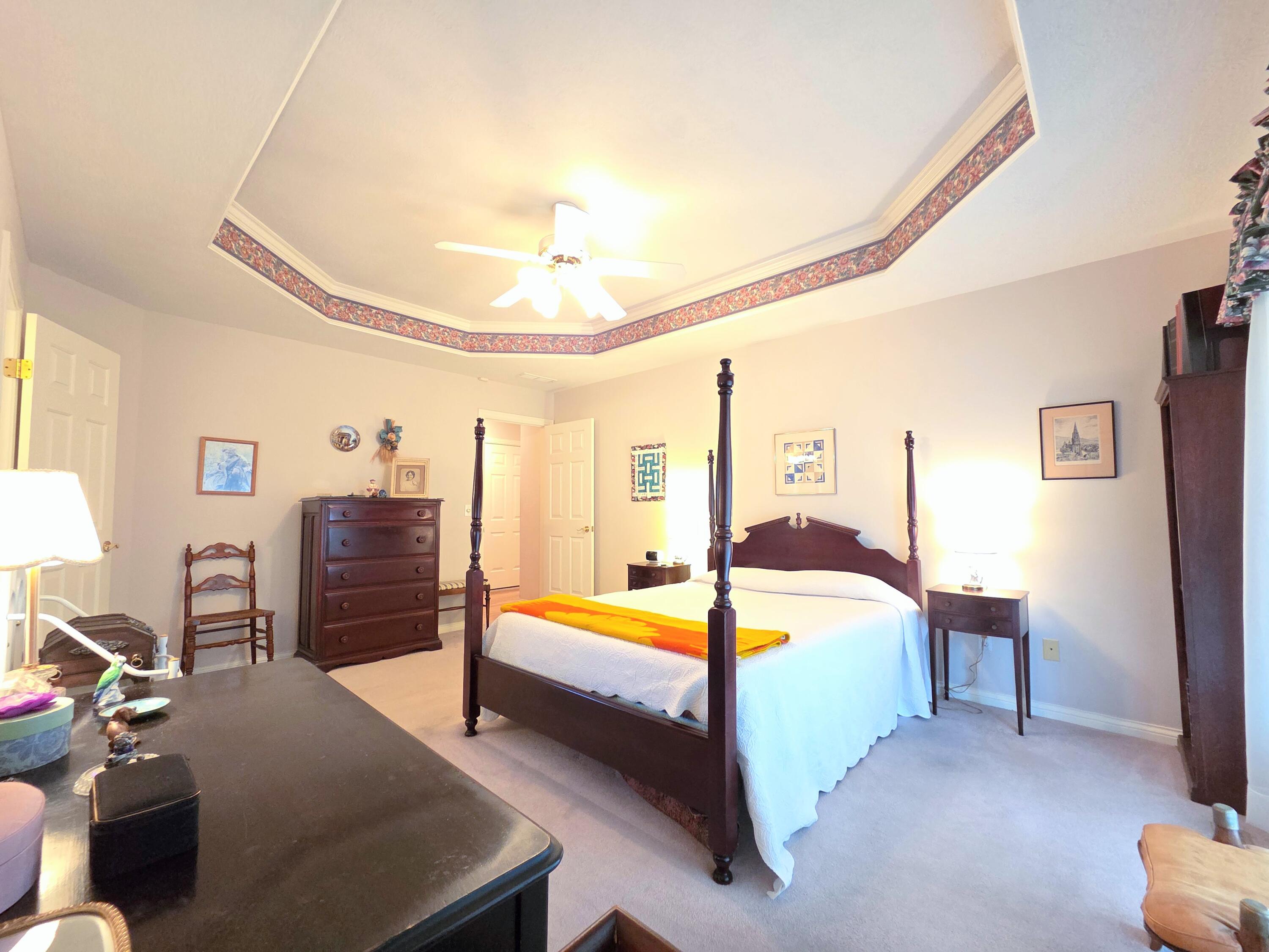 1228 West Beekman Street Property Photo 54