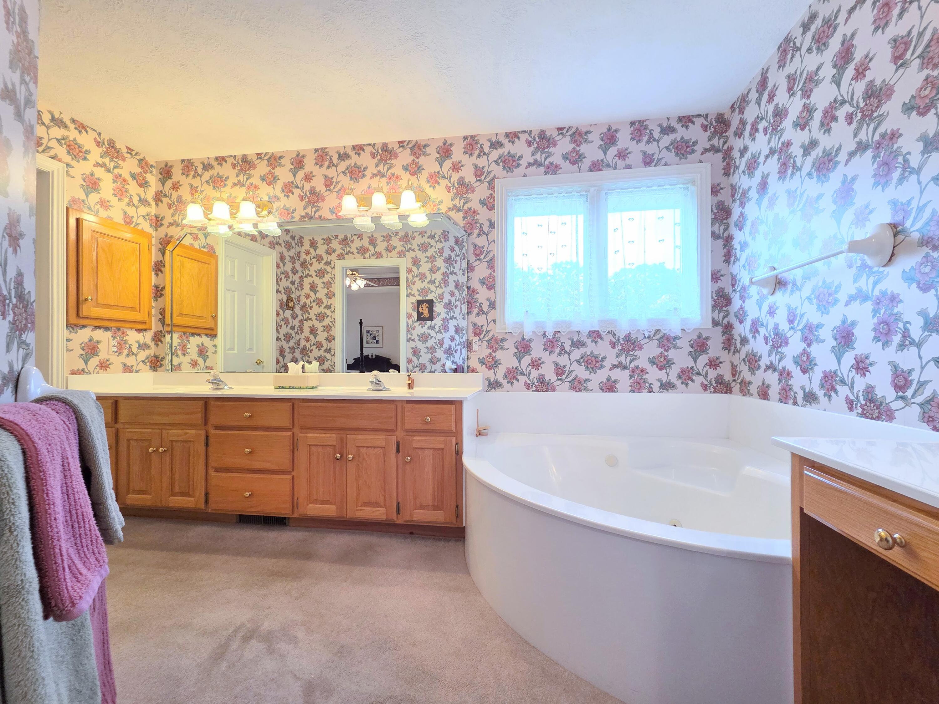 1228 West Beekman Street Property Photo 62