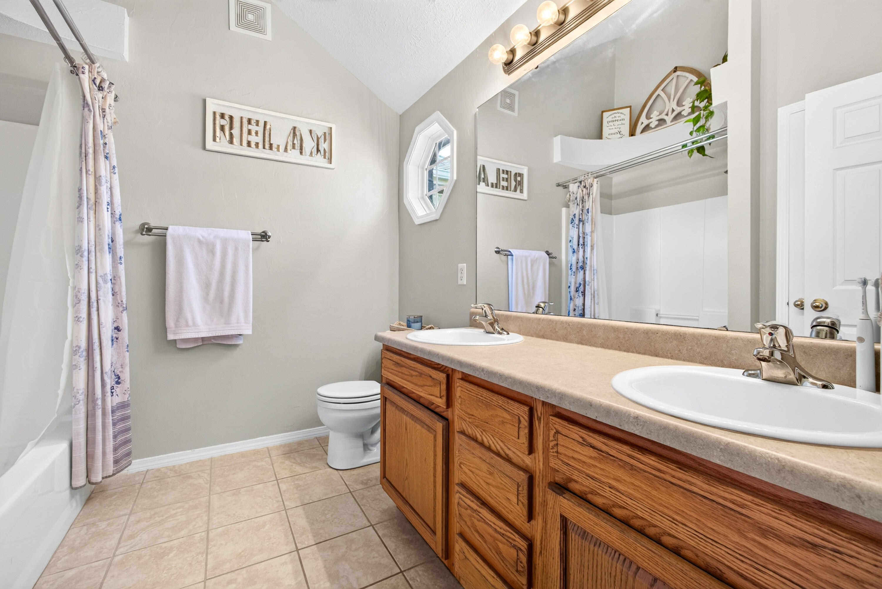 412 East Kay Street Property Photo 14