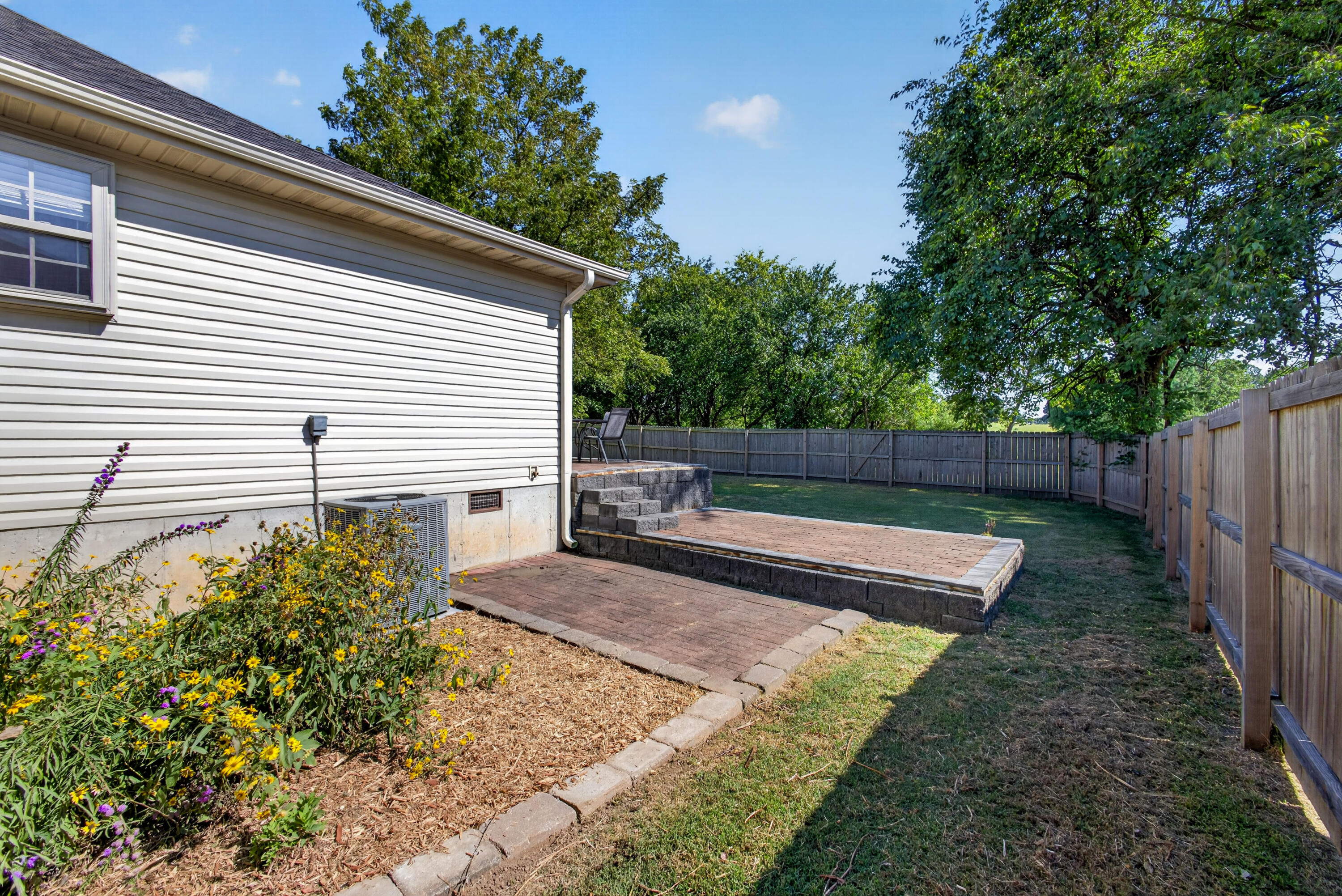 412 East Kay Street Property Photo 25