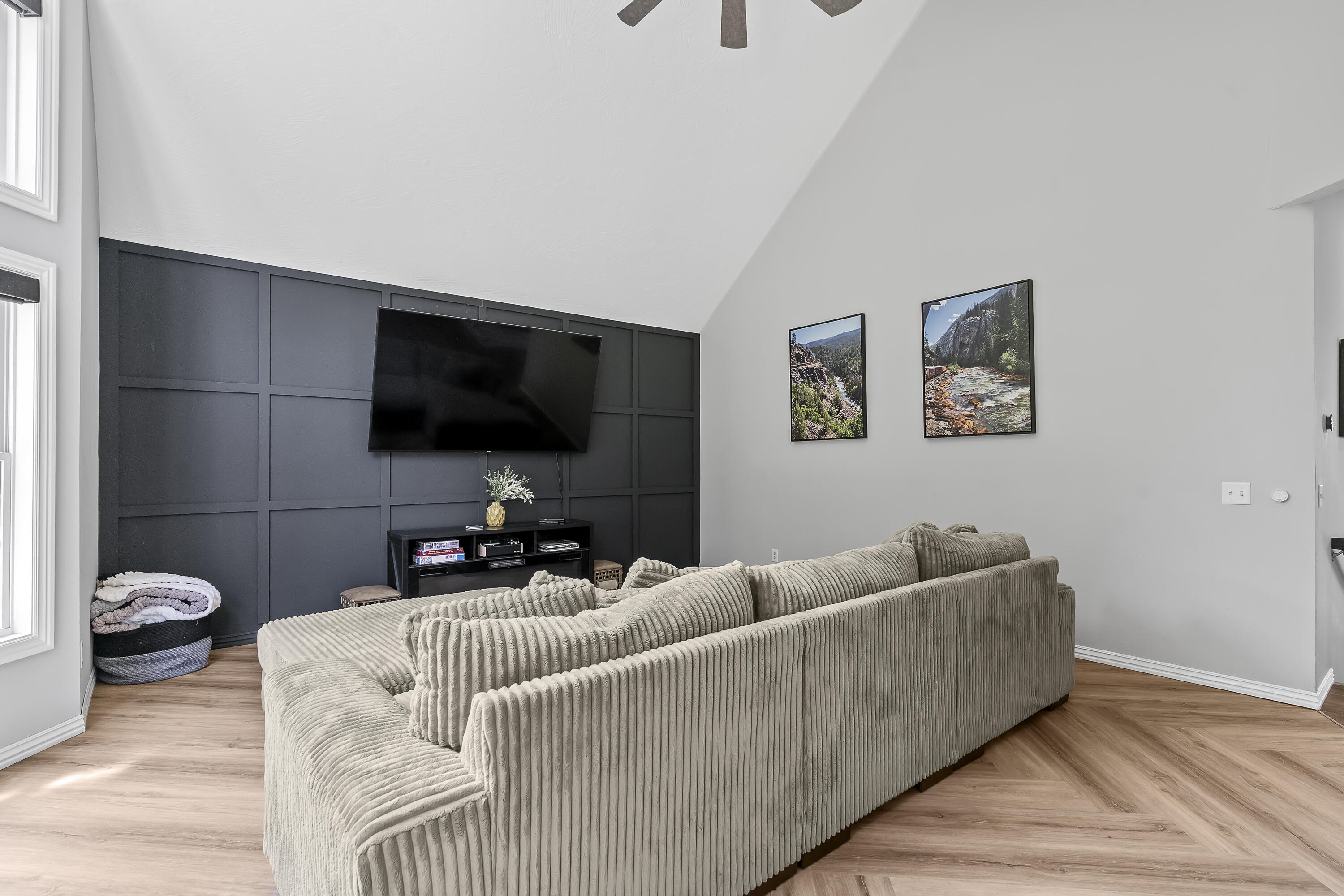 2364 South Forrest Heights Avenue Property Photo 8